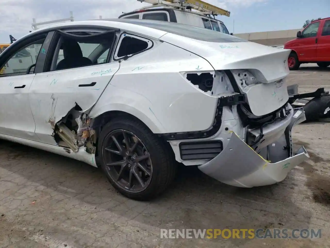 9 Photograph of a damaged car 5YJ3E1EA2MF943049 TESLA MODEL 3 2021