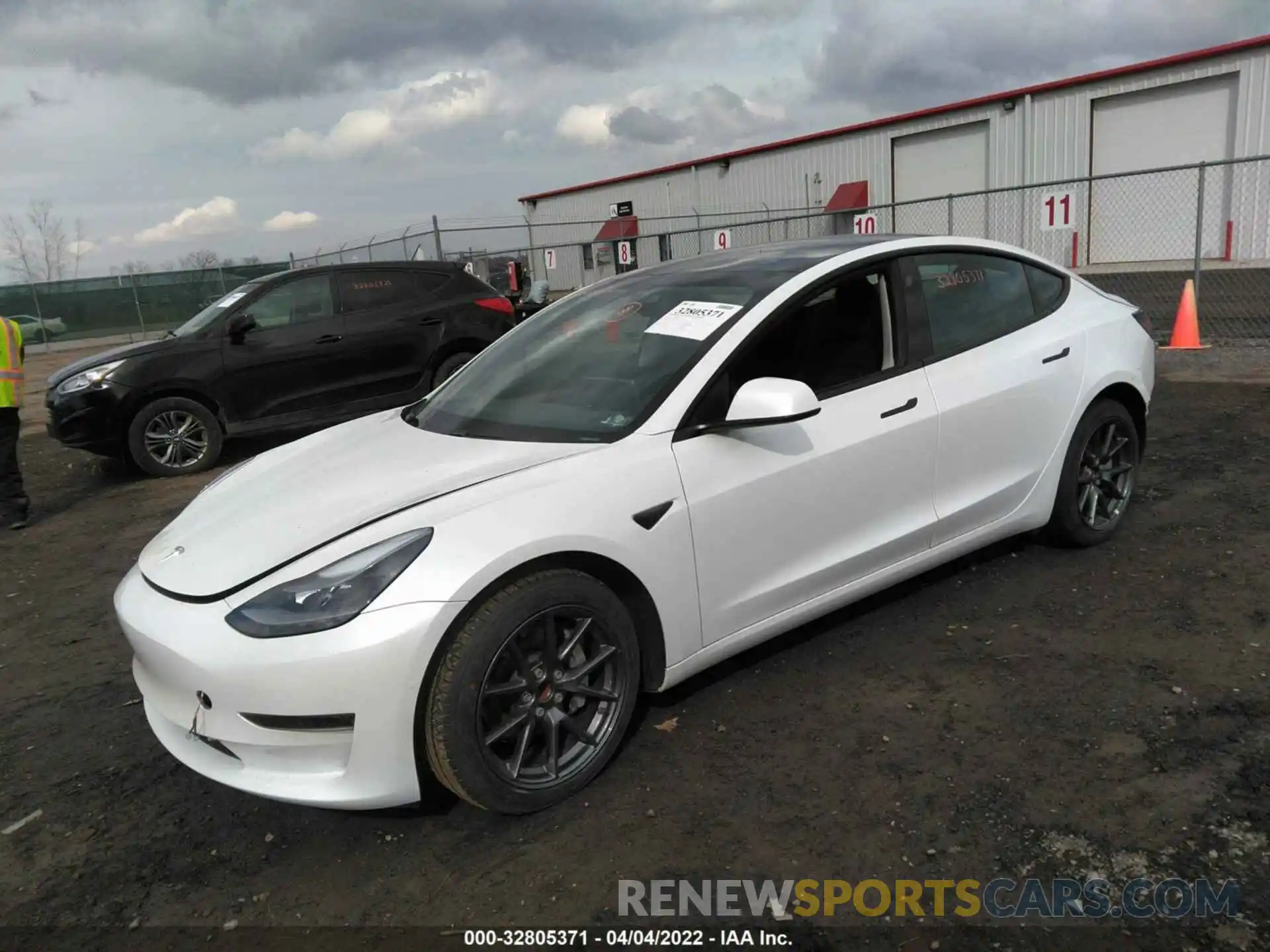 2 Photograph of a damaged car 5YJ3E1EA2MF985527 TESLA MODEL 3 2021