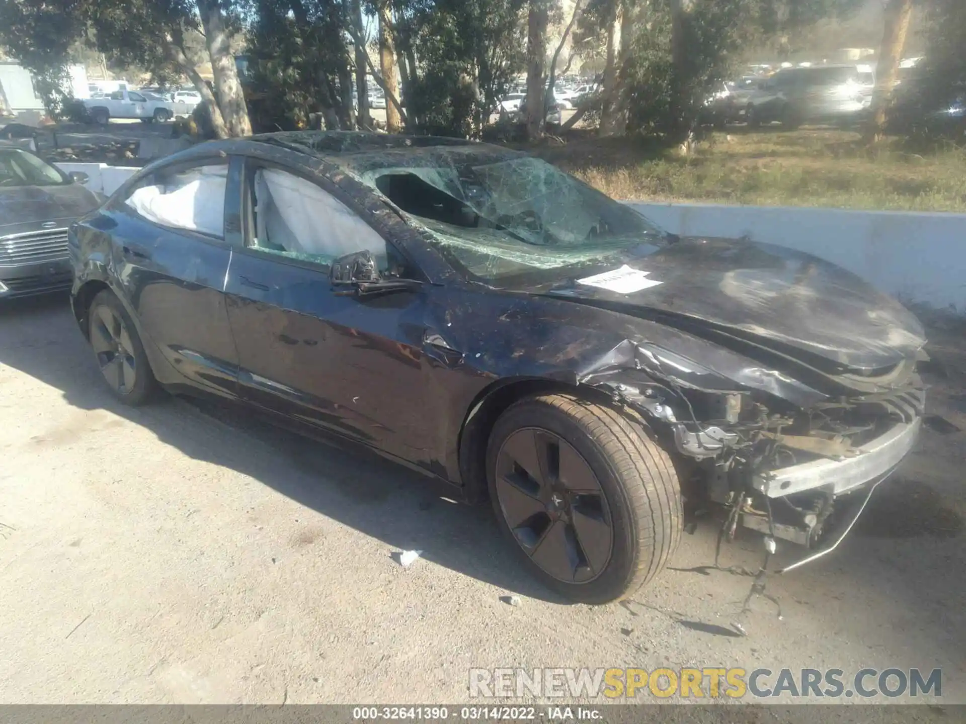 1 Photograph of a damaged car 5YJ3E1EA2MF985642 TESLA MODEL 3 2021