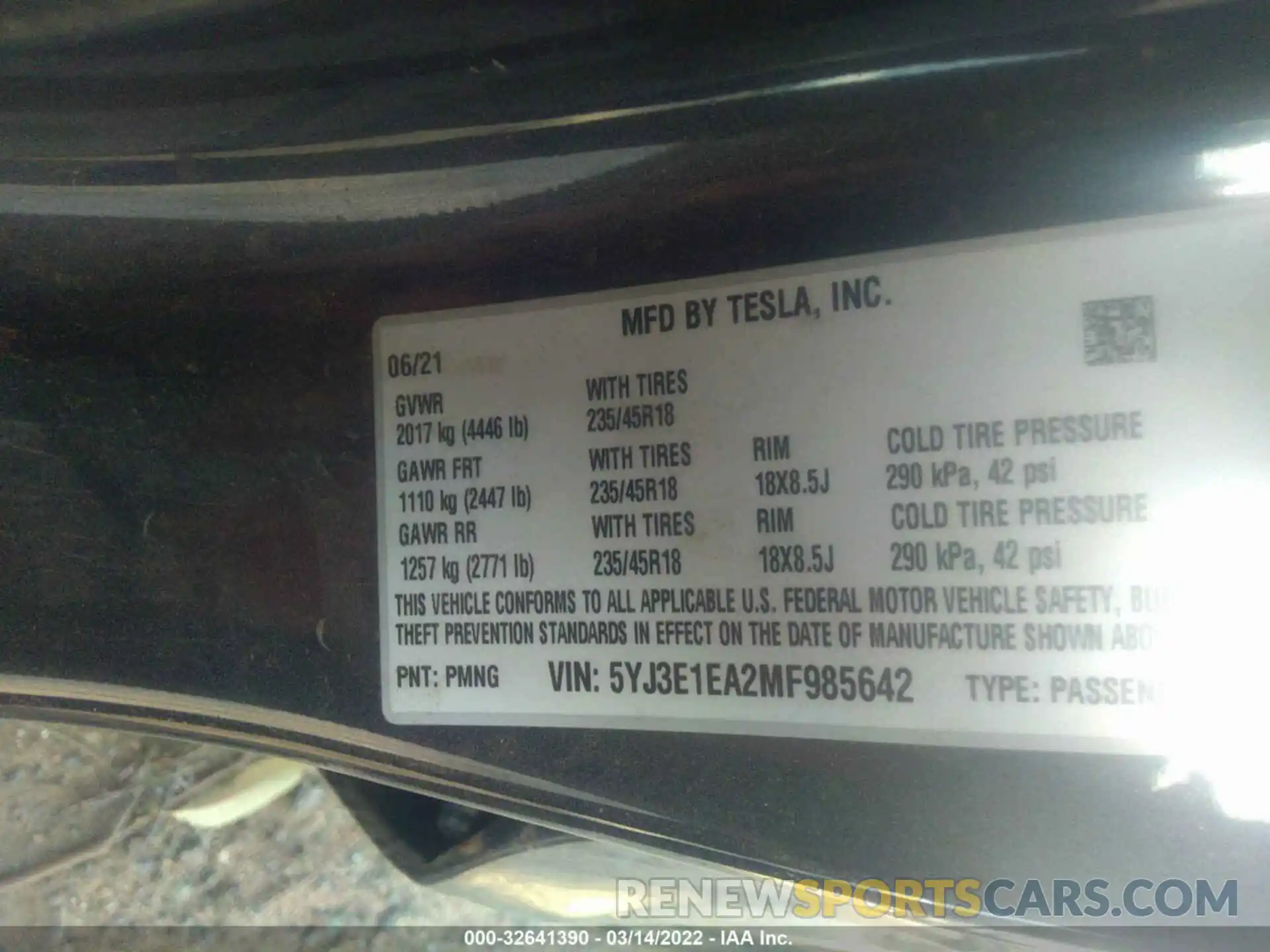 9 Photograph of a damaged car 5YJ3E1EA2MF985642 TESLA MODEL 3 2021