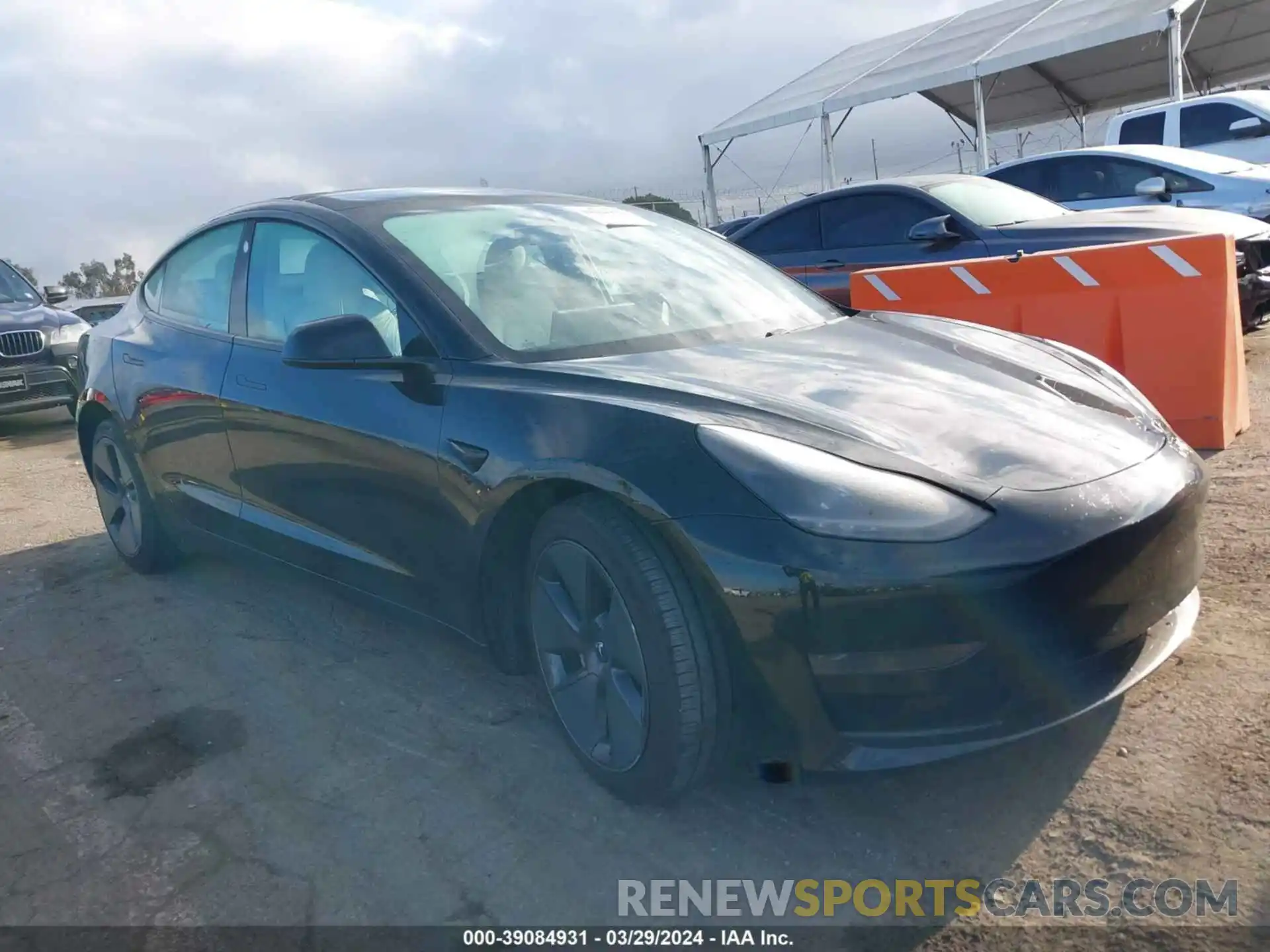 1 Photograph of a damaged car 5YJ3E1EA2MF987259 TESLA MODEL 3 2021