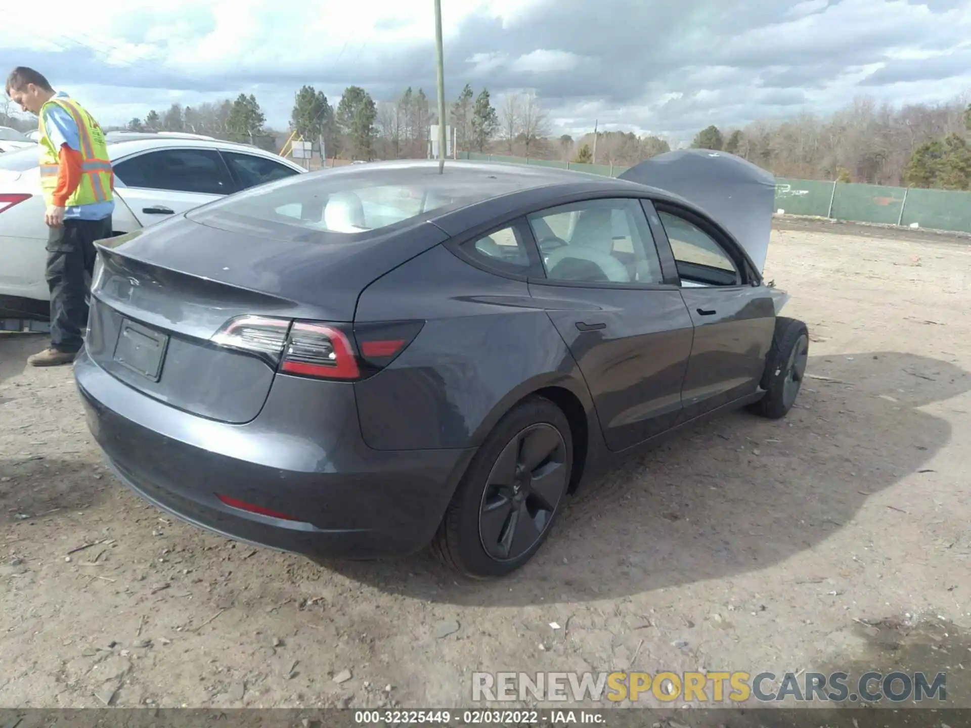 4 Photograph of a damaged car 5YJ3E1EA2MF987374 TESLA MODEL 3 2021