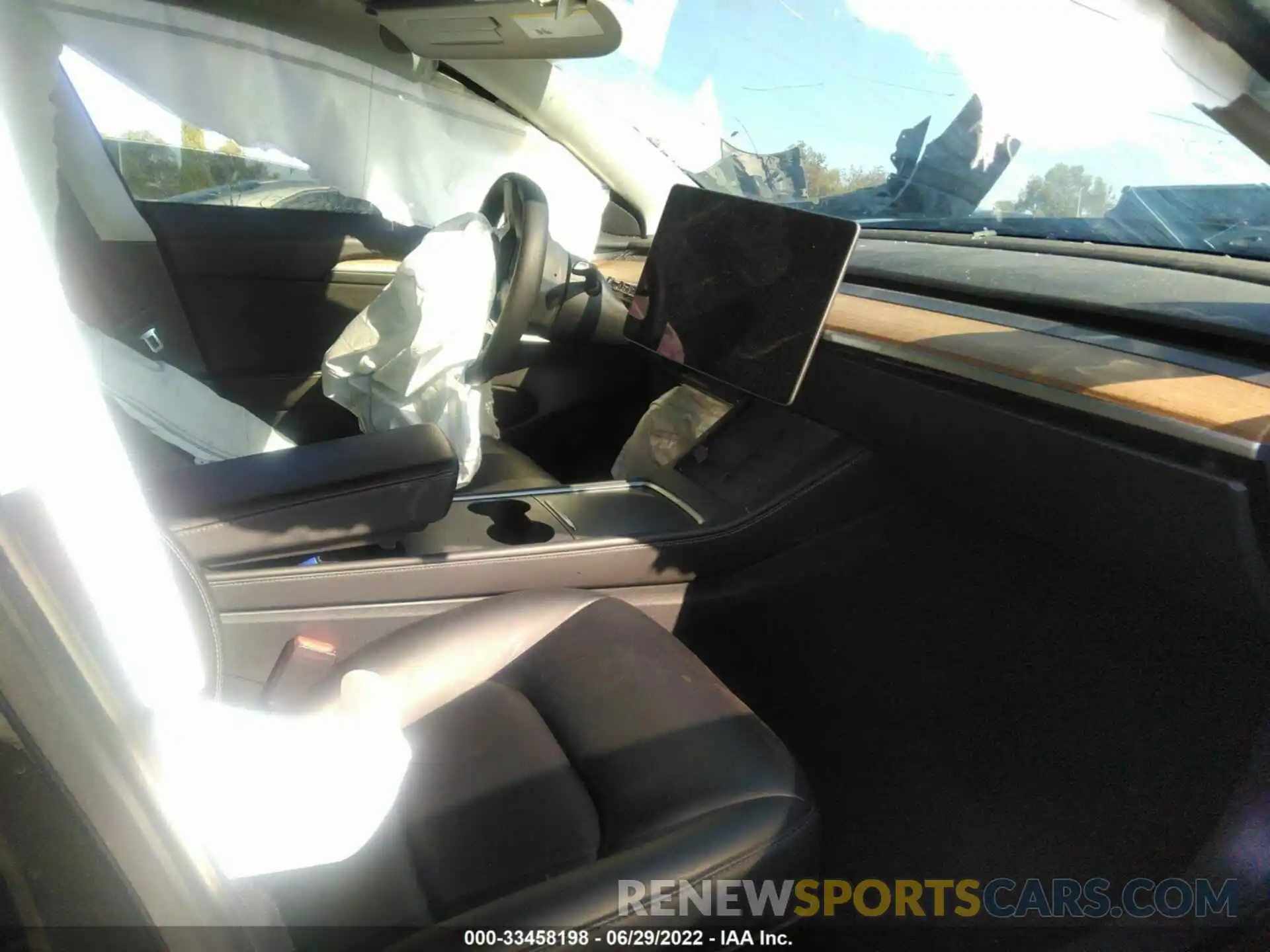 5 Photograph of a damaged car 5YJ3E1EA3MF006310 TESLA MODEL 3 2021