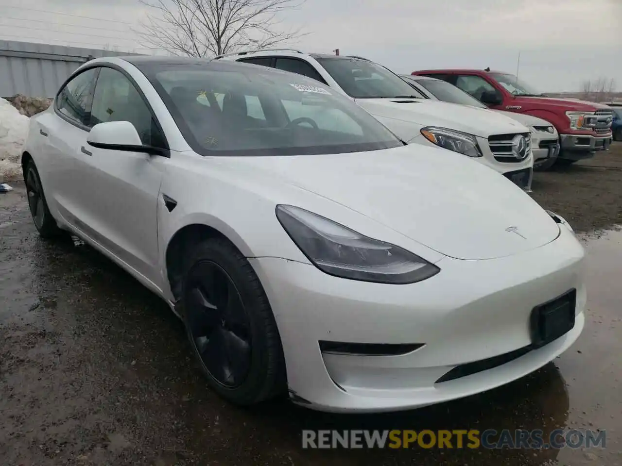 1 Photograph of a damaged car 5YJ3E1EA3MF013533 TESLA MODEL 3 2021