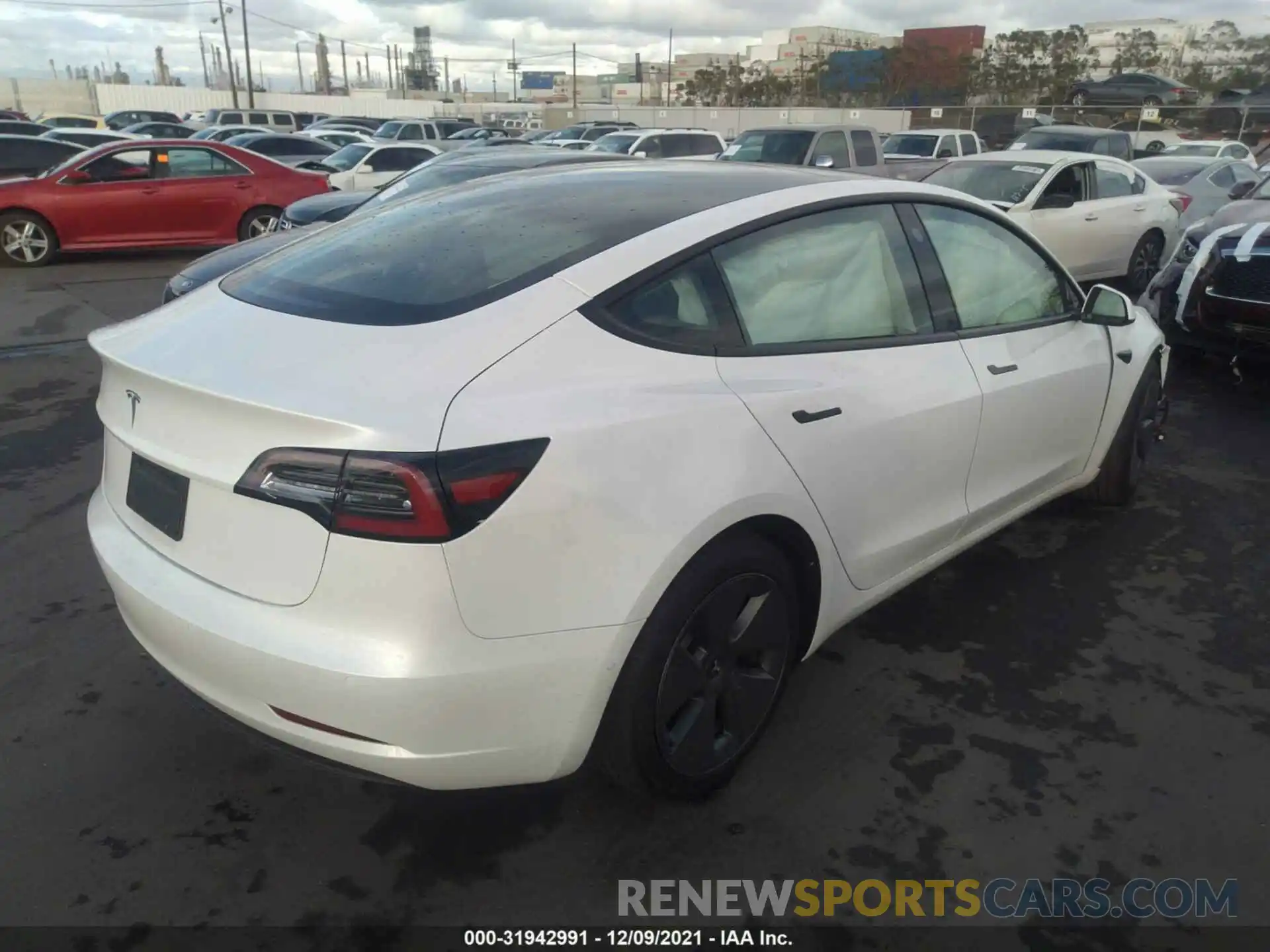 4 Фотография поврежденного автомобиля 5YJ3E1EA3MF015928 TESLA MODEL 3 2021