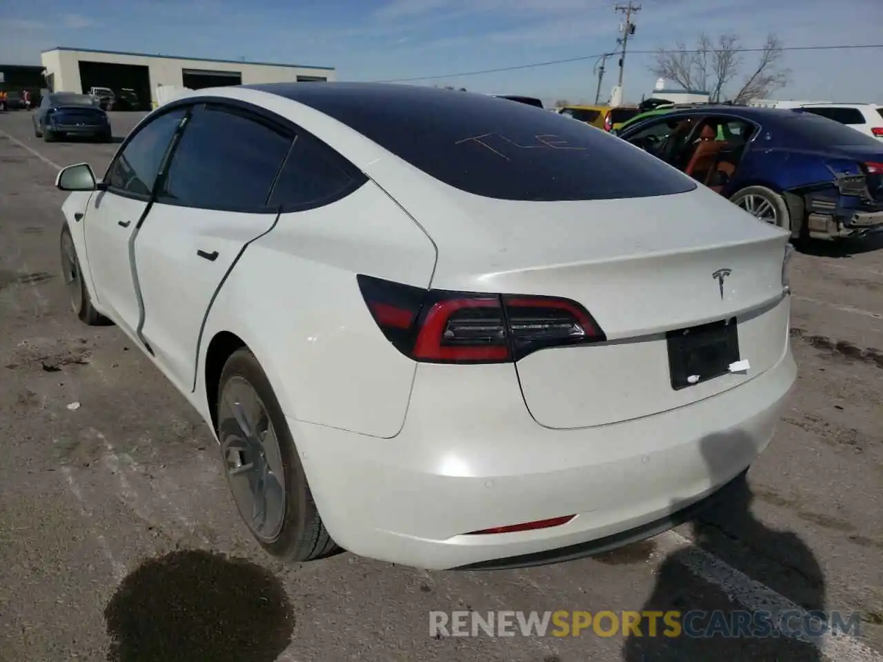 3 Photograph of a damaged car 5YJ3E1EA3MF016335 TESLA MODEL 3 2021