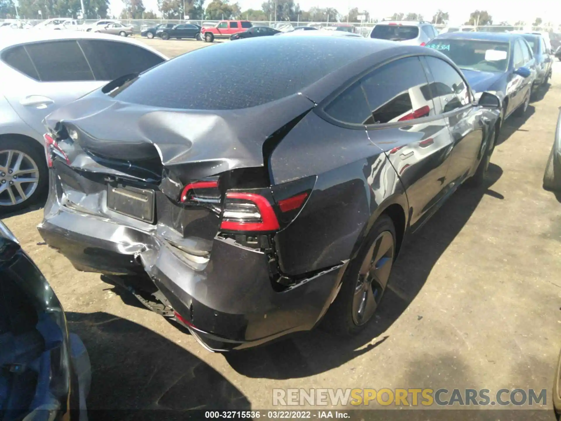 4 Photograph of a damaged car 5YJ3E1EA3MF026783 TESLA MODEL 3 2021