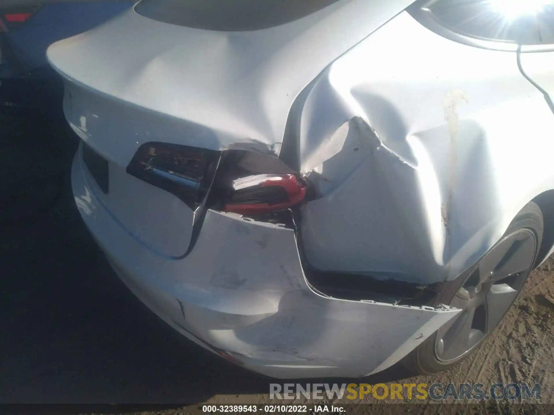 6 Photograph of a damaged car 5YJ3E1EA3MF029103 TESLA MODEL 3 2021