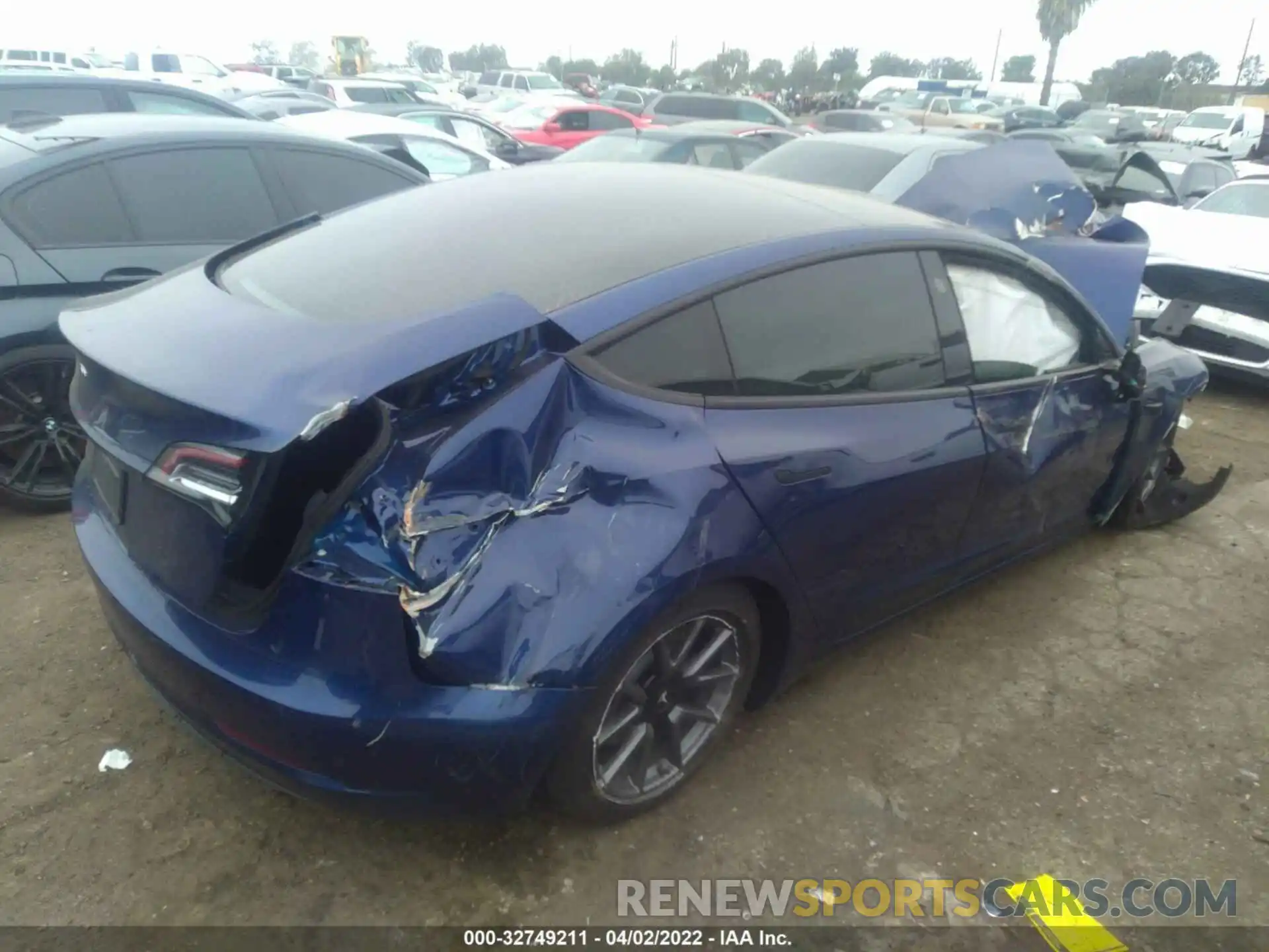 4 Photograph of a damaged car 5YJ3E1EA3MF051716 TESLA MODEL 3 2021