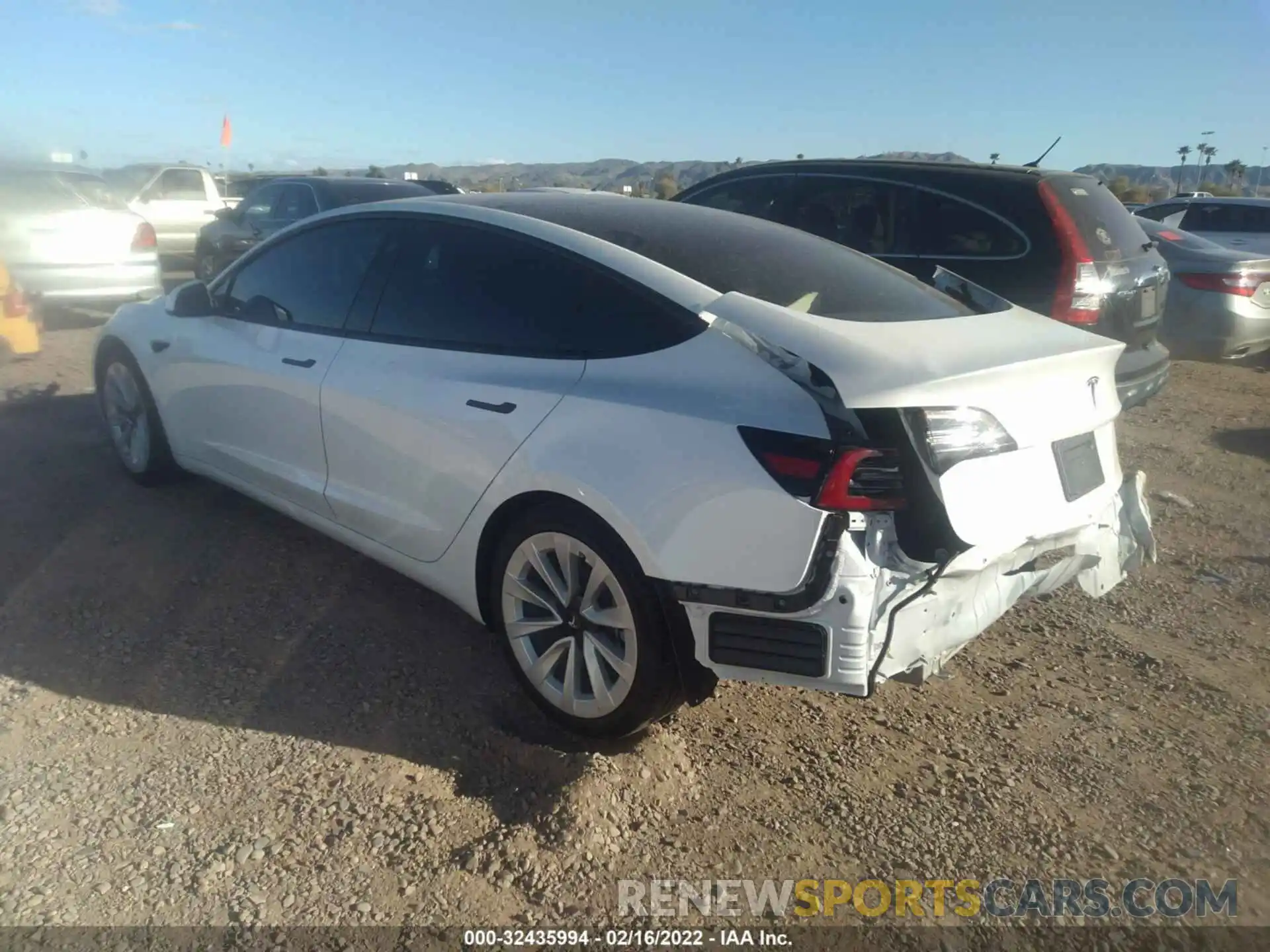 3 Photograph of a damaged car 5YJ3E1EA3MF053367 TESLA MODEL 3 2021