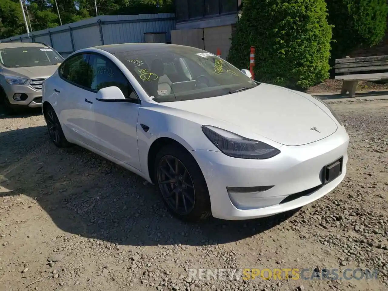 1 Photograph of a damaged car 5YJ3E1EA3MF087261 TESLA MODEL 3 2021