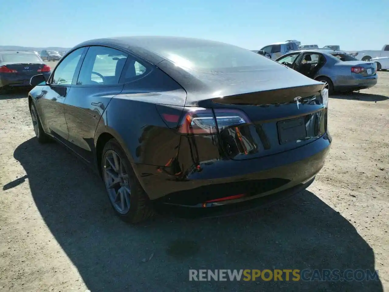 3 Photograph of a damaged car 5YJ3E1EA3MF090824 TESLA MODEL 3 2021