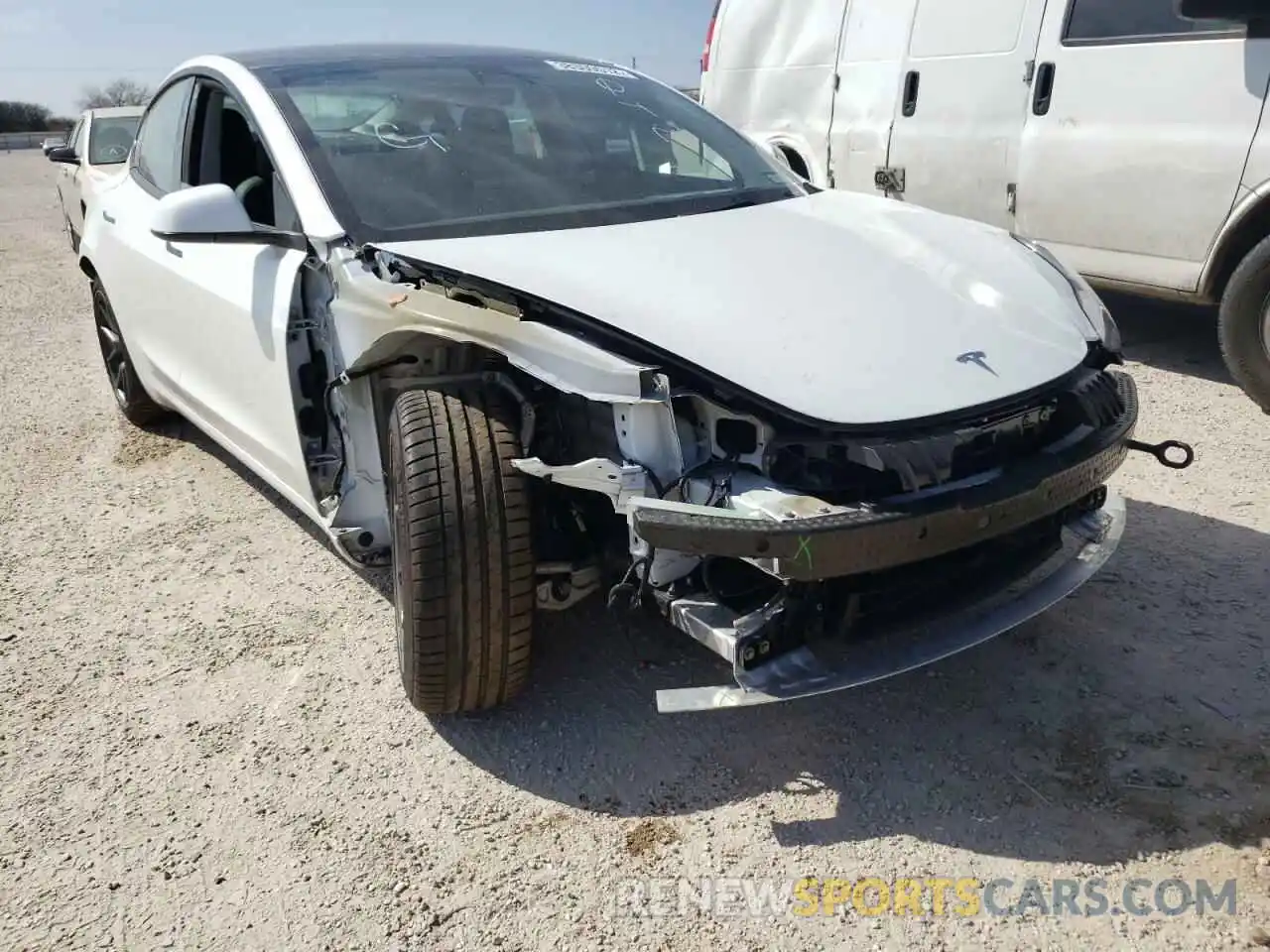 9 Photograph of a damaged car 5YJ3E1EA3MF100395 TESLA MODEL 3 2021