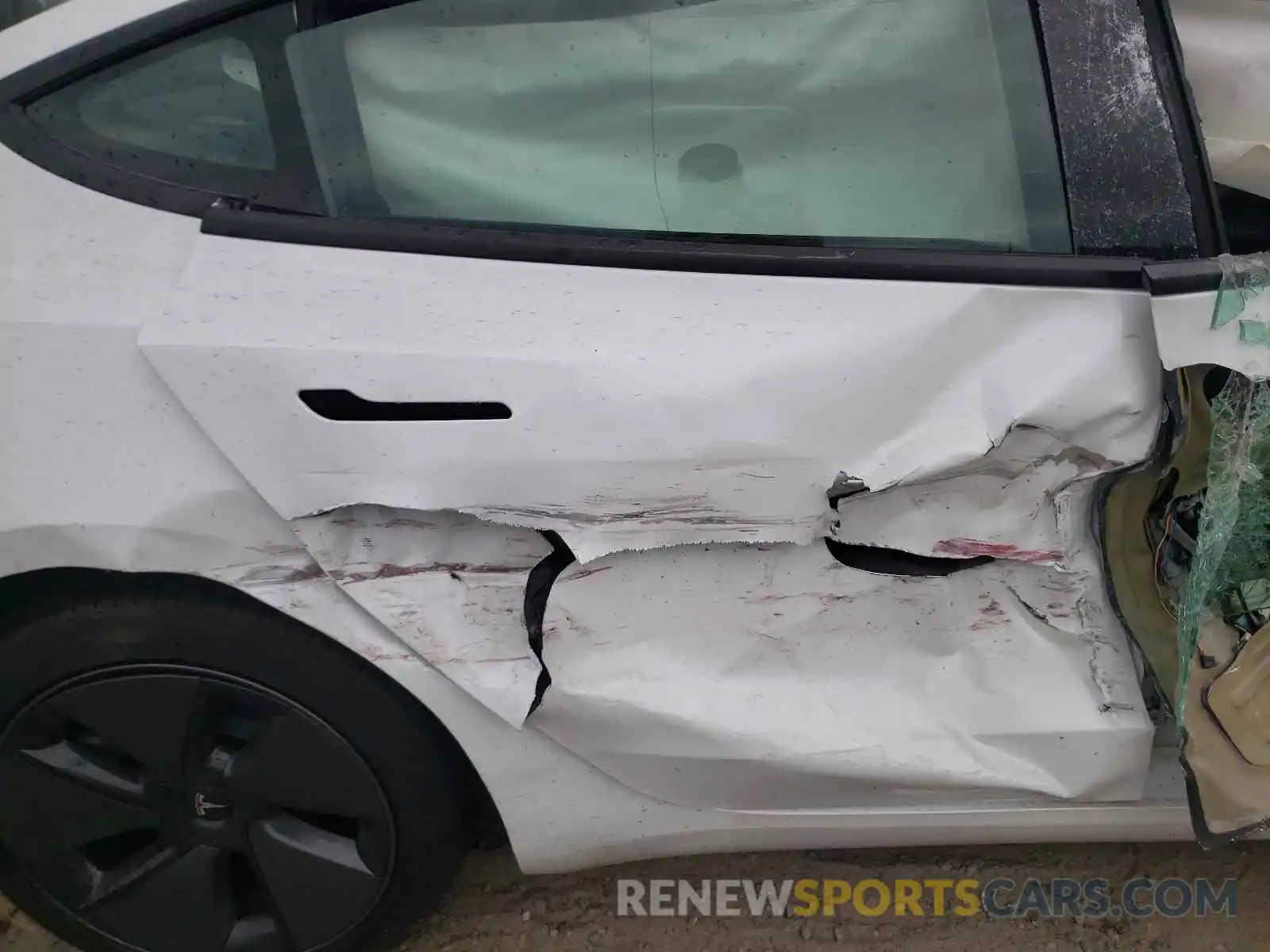 9 Photograph of a damaged car 5YJ3E1EA3MF853764 TESLA MODEL 3 2021