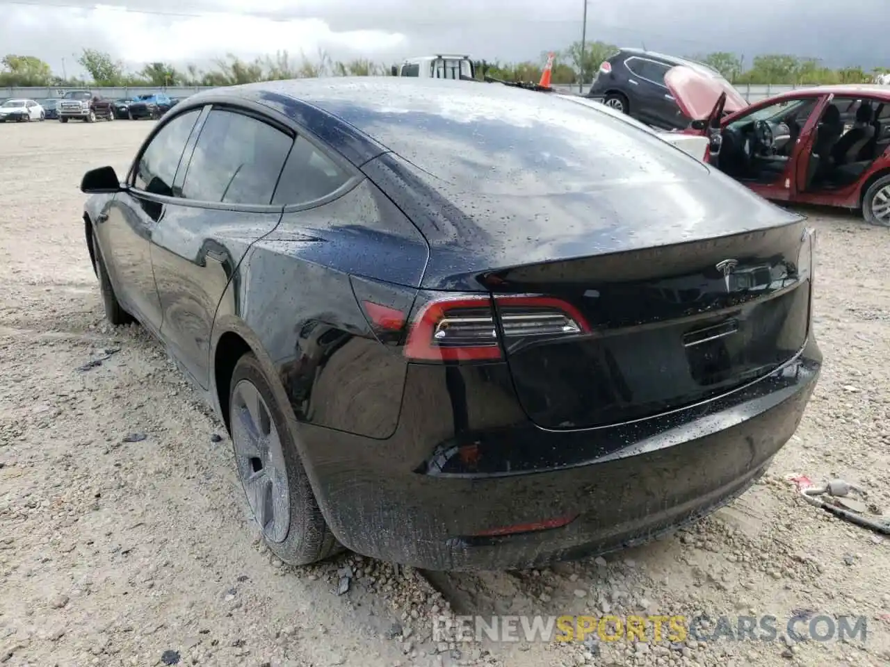 3 Photograph of a damaged car 5YJ3E1EA3MF853974 TESLA MODEL 3 2021