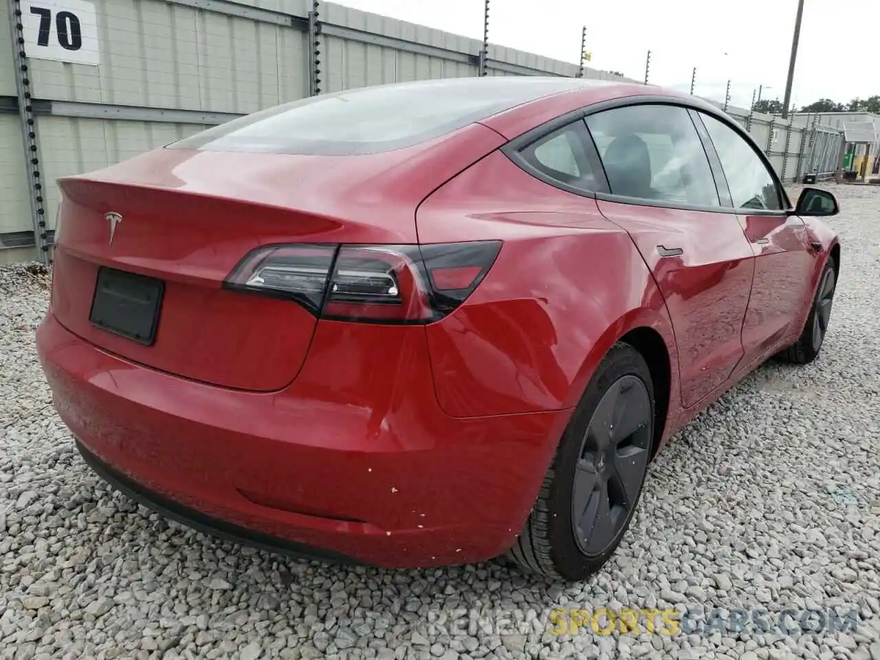 4 Photograph of a damaged car 5YJ3E1EA3MF854591 TESLA MODEL 3 2021