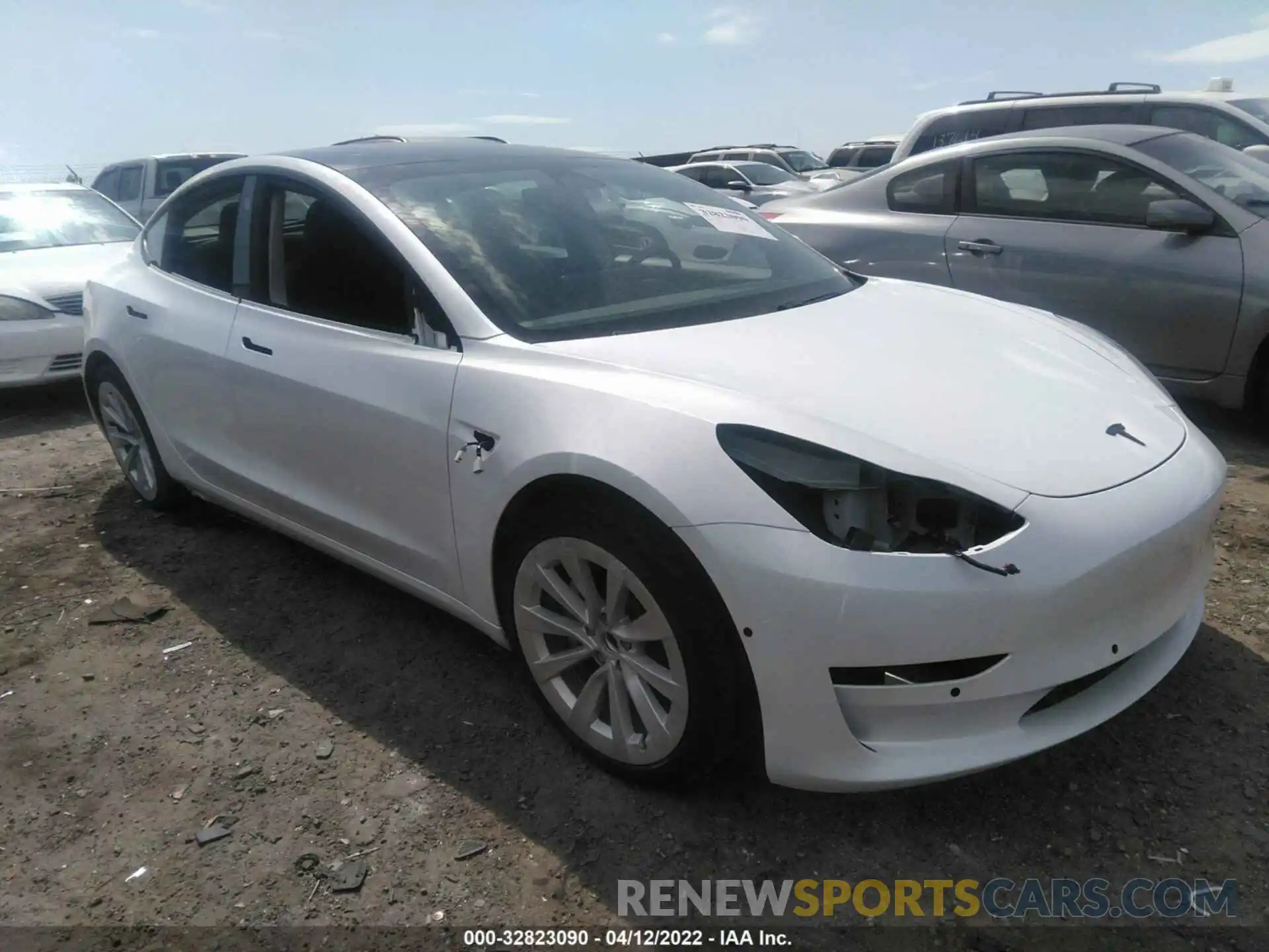 1 Photograph of a damaged car 5YJ3E1EA3MF921965 TESLA MODEL 3 2021