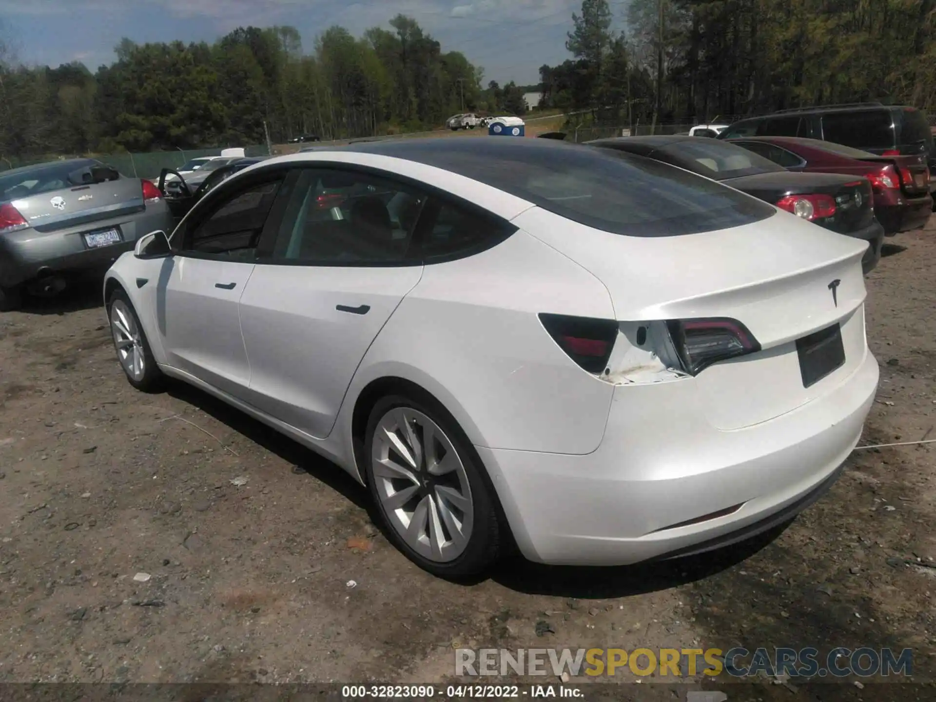 3 Photograph of a damaged car 5YJ3E1EA3MF921965 TESLA MODEL 3 2021