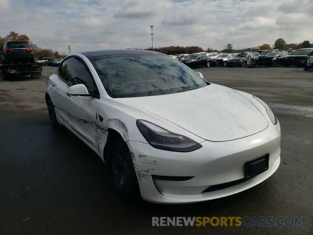 1 Photograph of a damaged car 5YJ3E1EA3MF963648 TESLA MODEL 3 2021