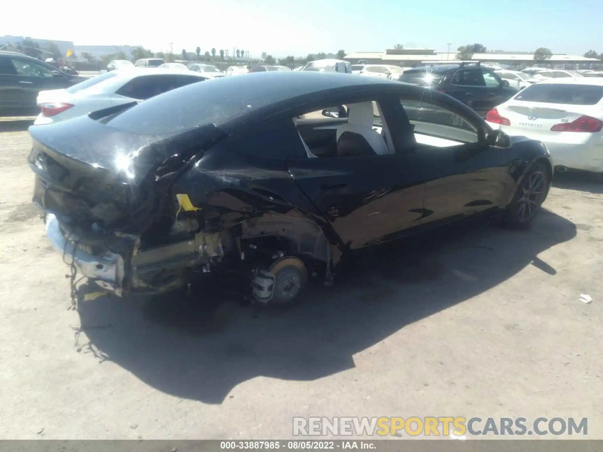 4 Photograph of a damaged car 5YJ3E1EA3MF994205 TESLA MODEL 3 2021