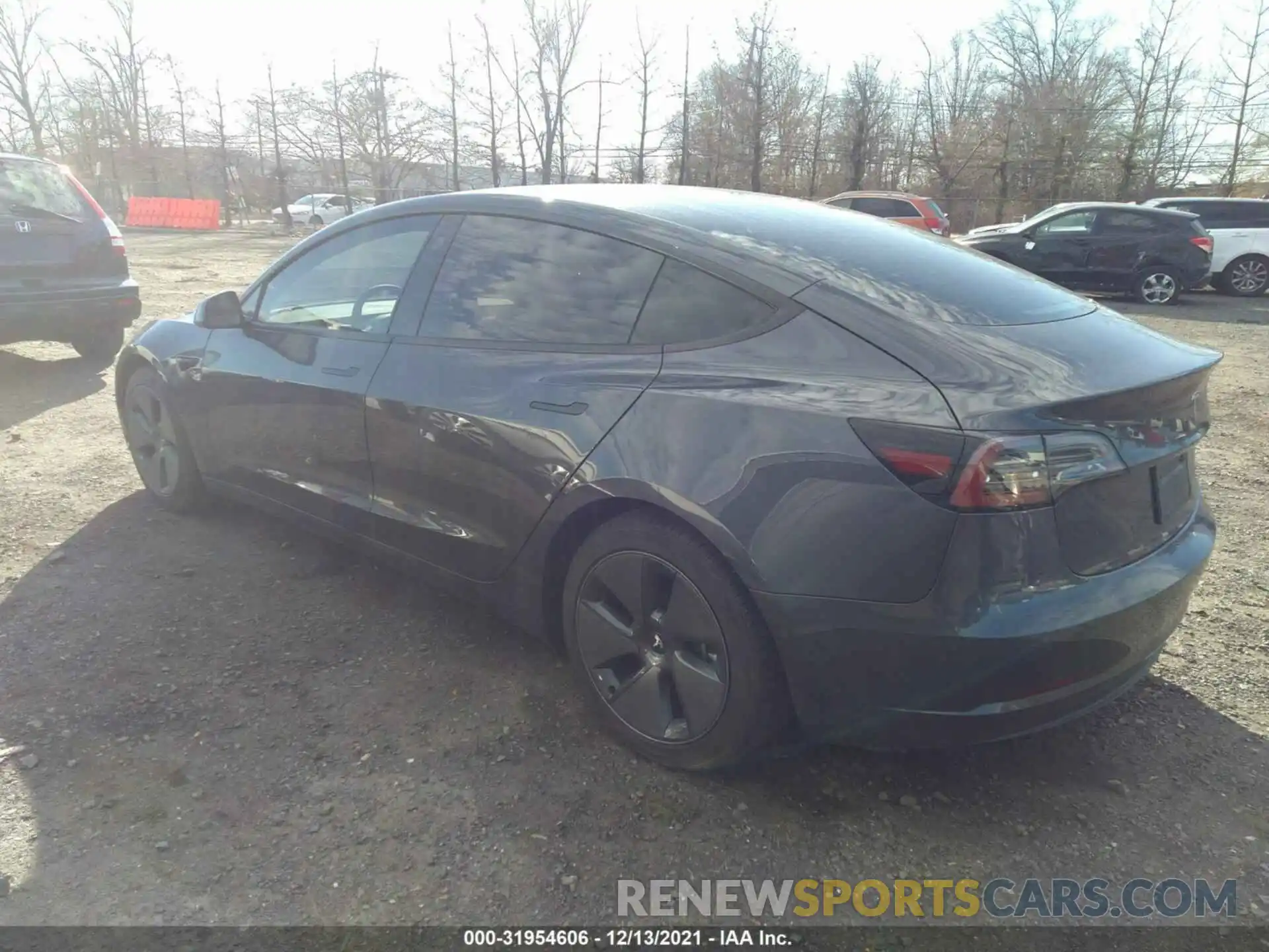 3 Photograph of a damaged car 5YJ3E1EA4MF017638 TESLA MODEL 3 2021