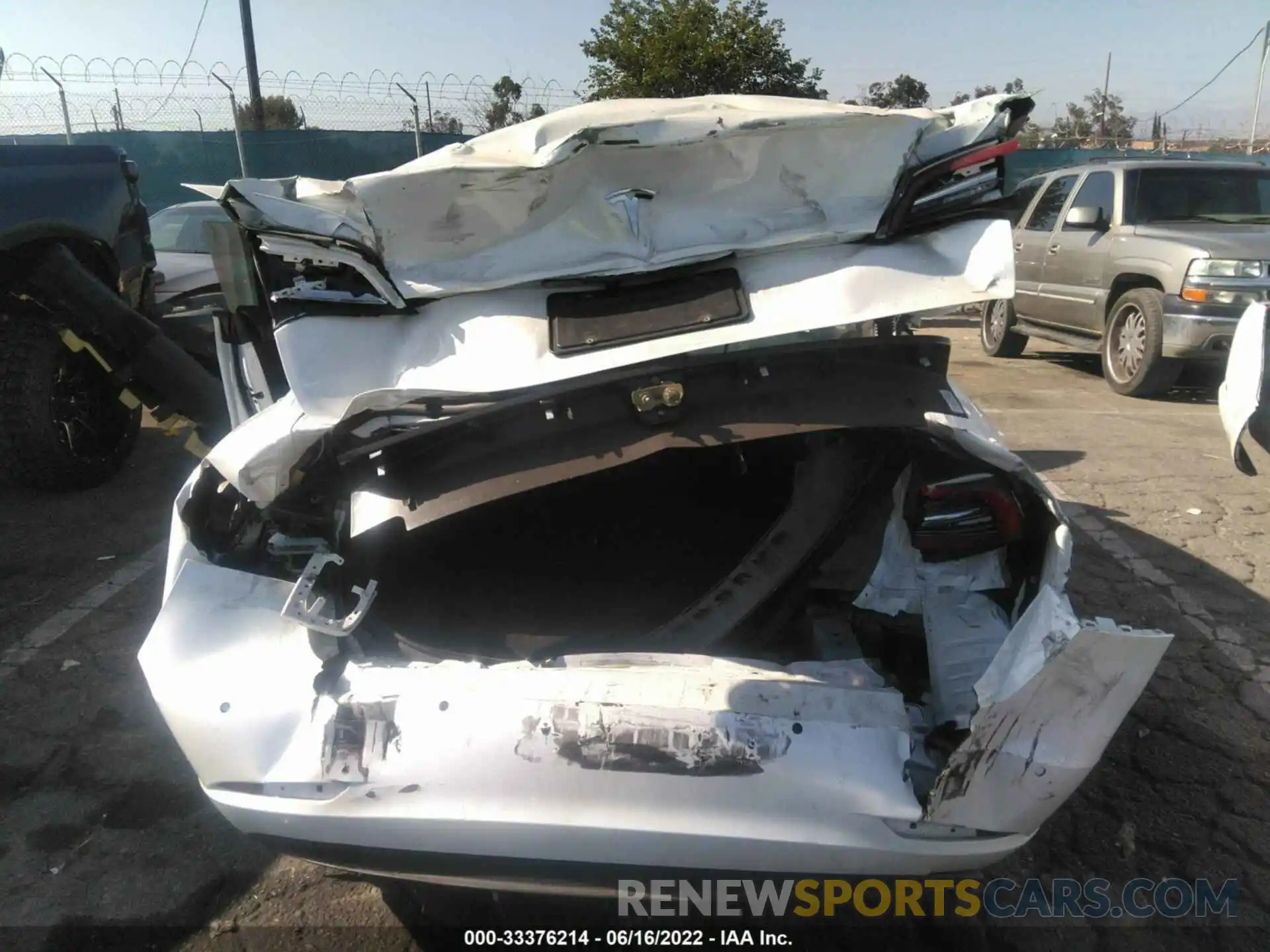 6 Photograph of a damaged car 5YJ3E1EA4MF018935 TESLA MODEL 3 2021