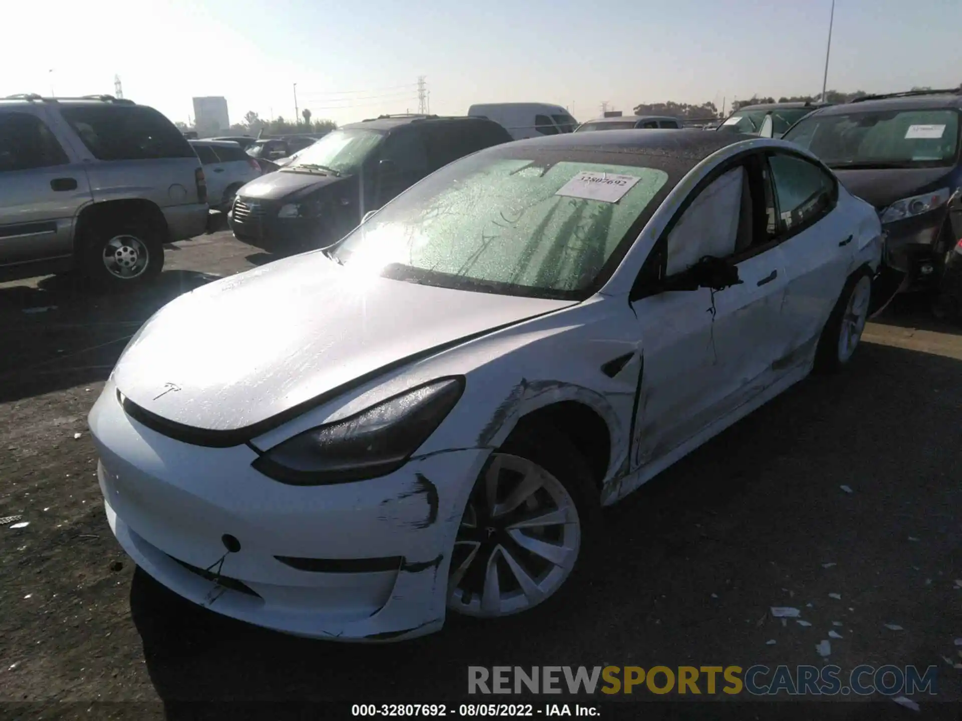 2 Photograph of a damaged car 5YJ3E1EA4MF028736 TESLA MODEL 3 2021