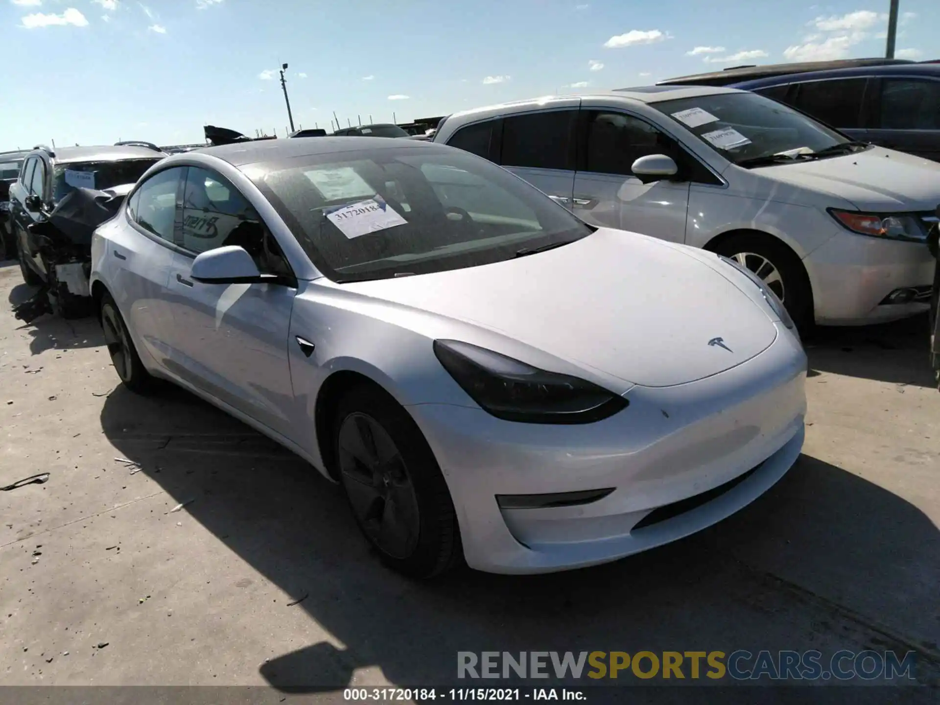 1 Photograph of a damaged car 5YJ3E1EA4MF031703 TESLA MODEL 3 2021