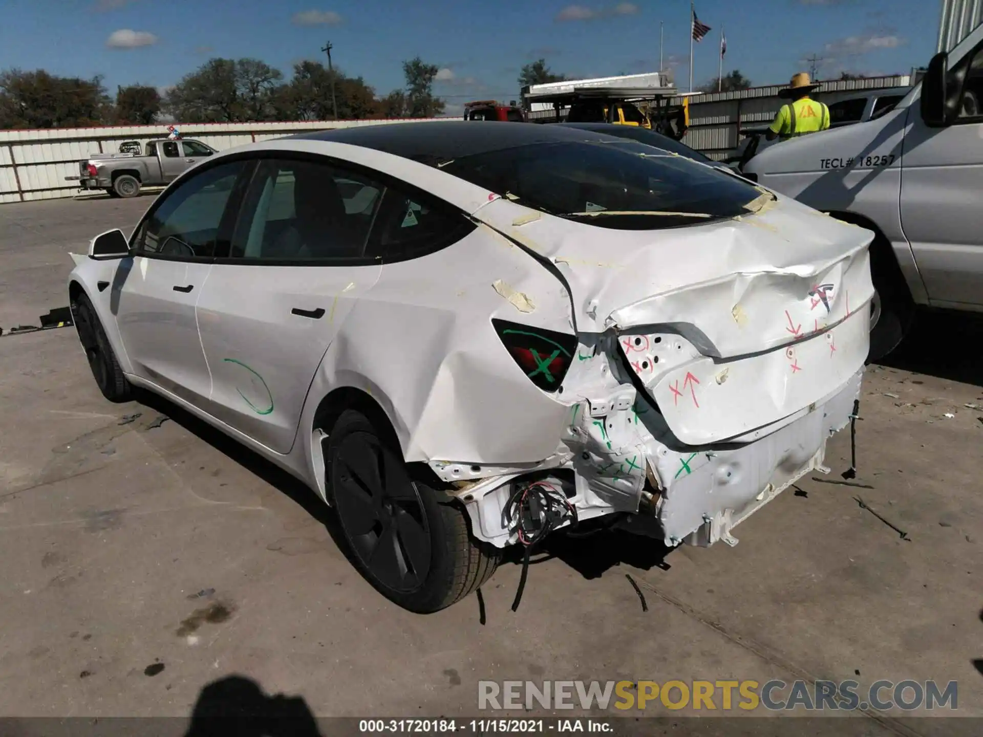 3 Photograph of a damaged car 5YJ3E1EA4MF031703 TESLA MODEL 3 2021