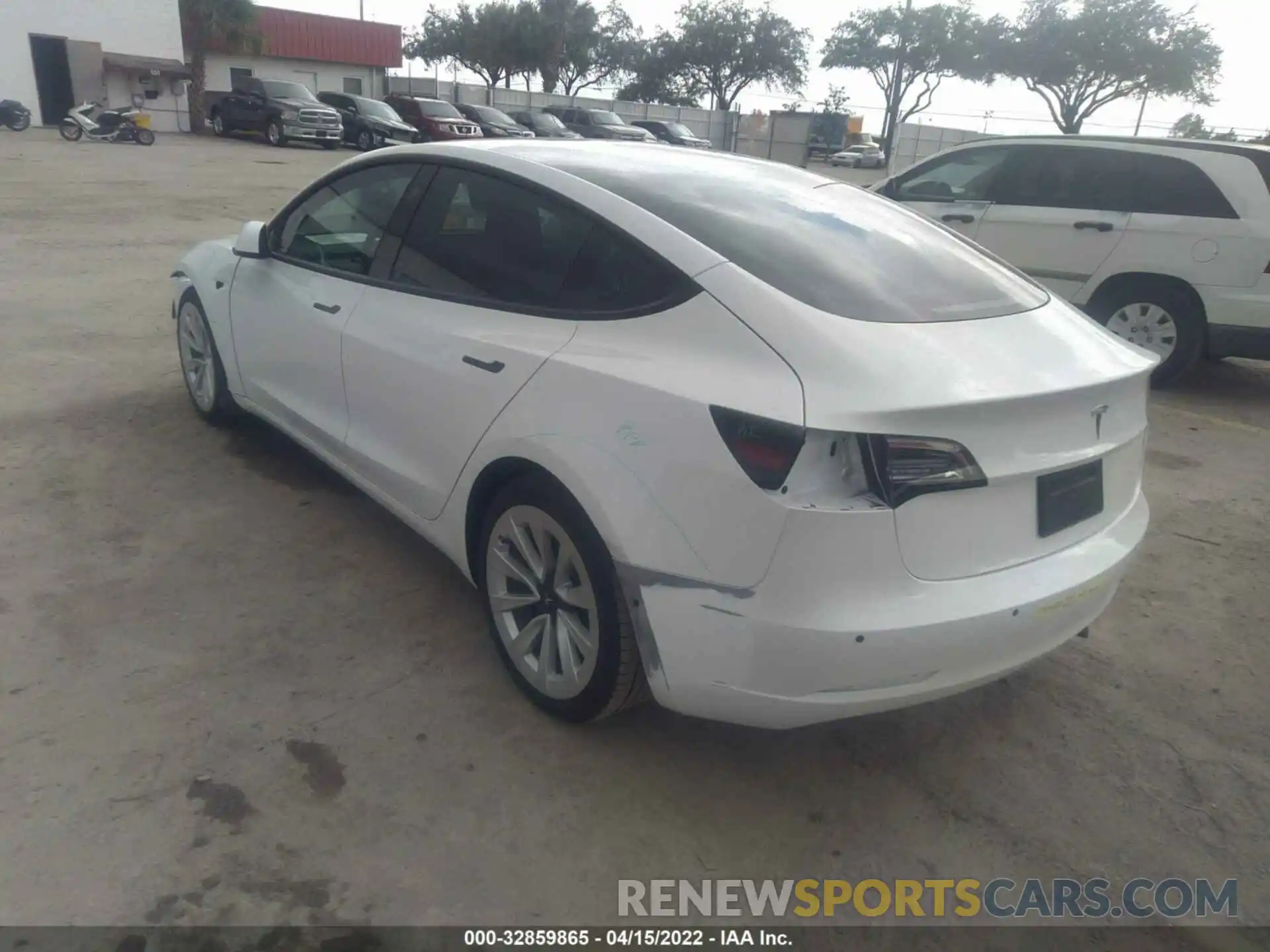 3 Photograph of a damaged car 5YJ3E1EA4MF043088 TESLA MODEL 3 2021