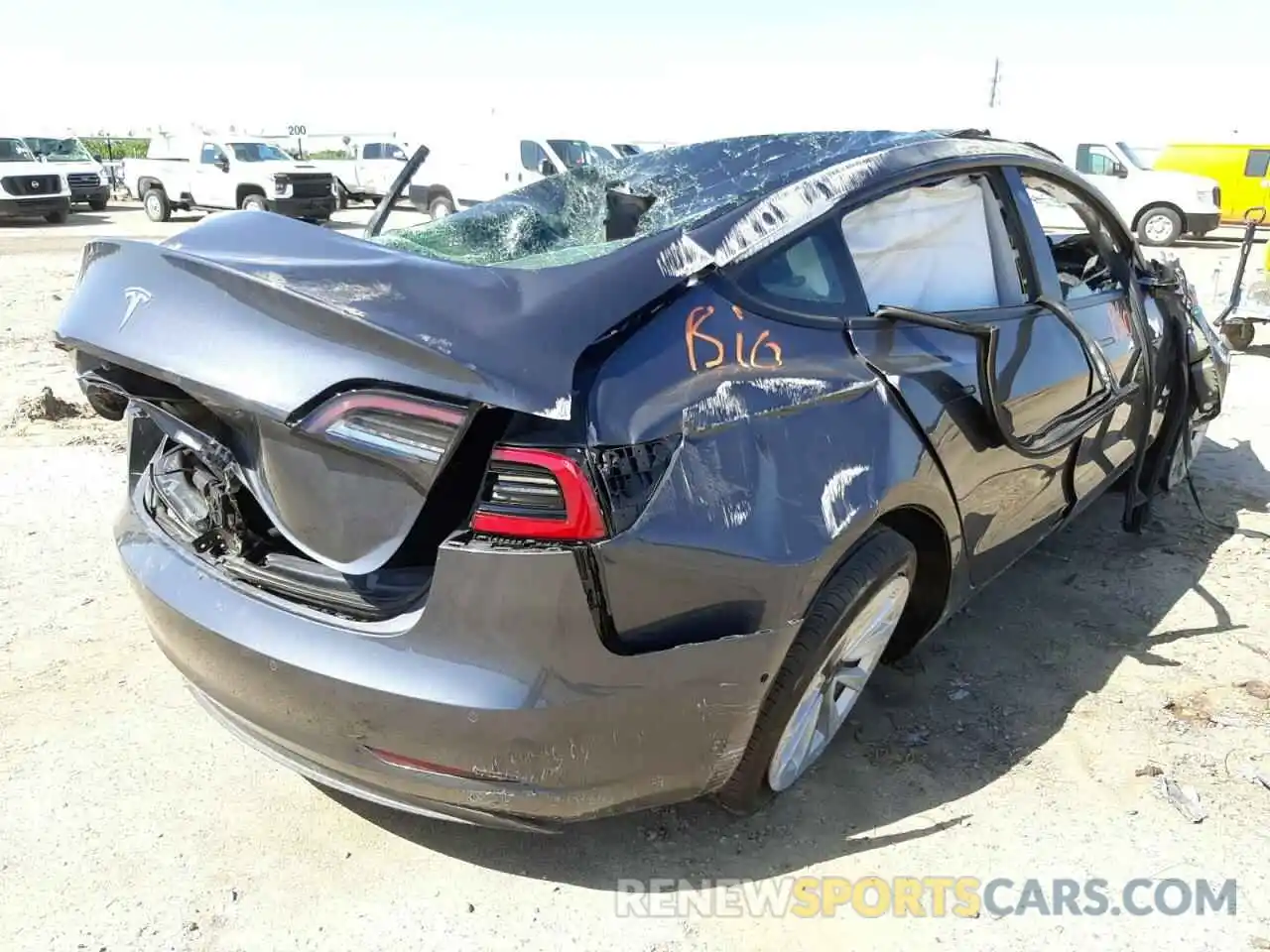 4 Photograph of a damaged car 5YJ3E1EA4MF046623 TESLA MODEL 3 2021