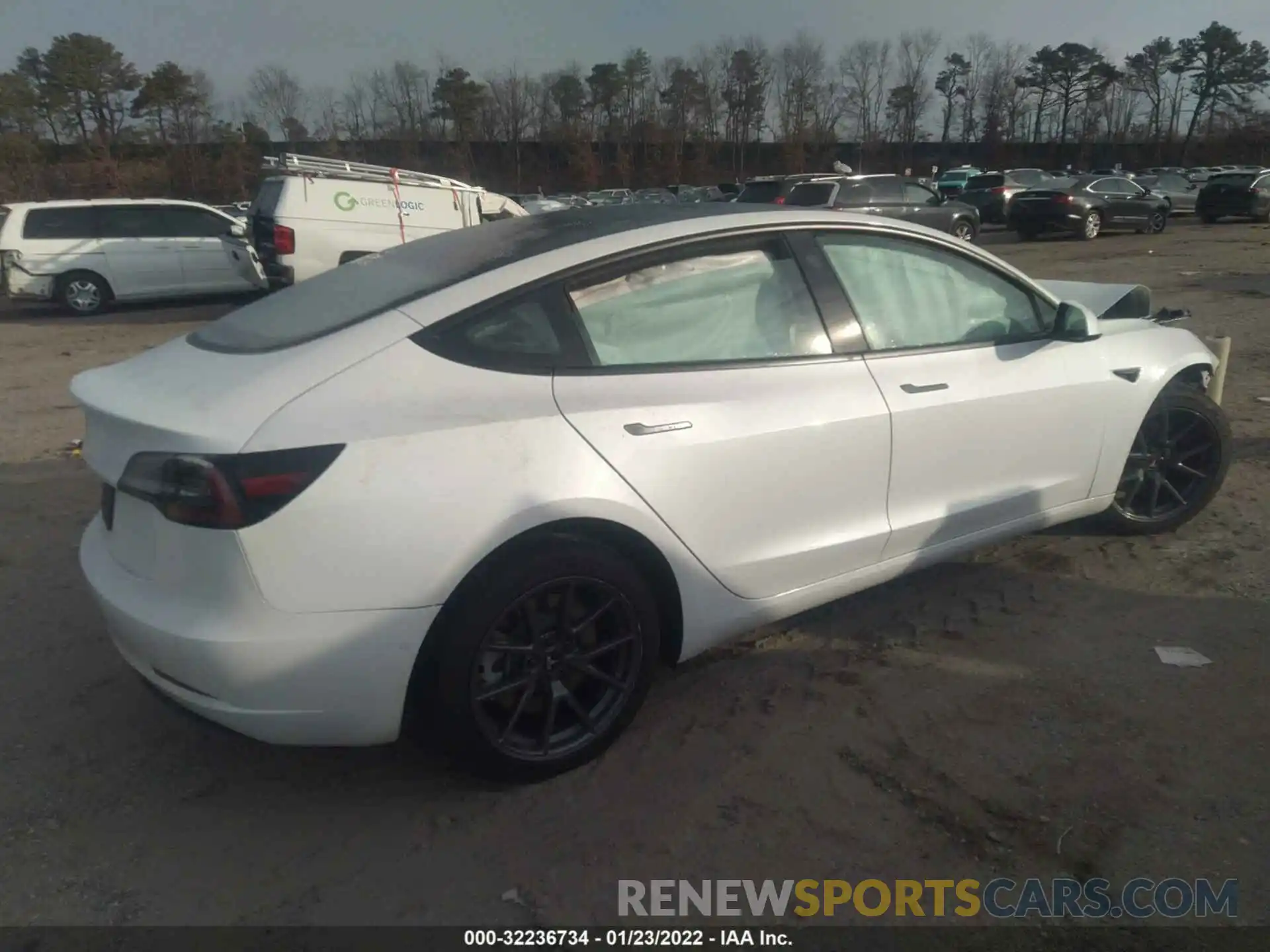 4 Photograph of a damaged car 5YJ3E1EA4MF063082 TESLA MODEL 3 2021