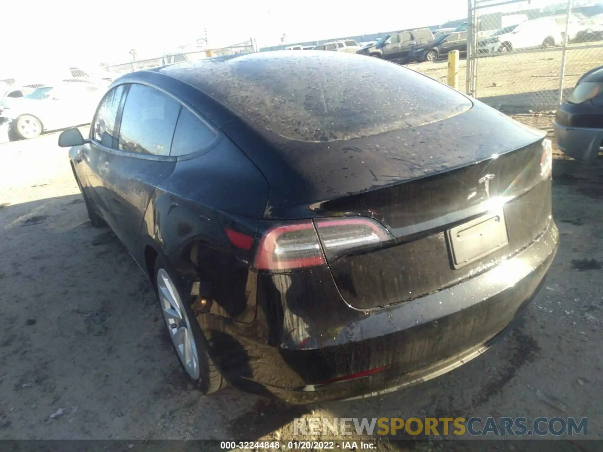 3 Photograph of a damaged car 5YJ3E1EA4MF067794 TESLA MODEL 3 2021