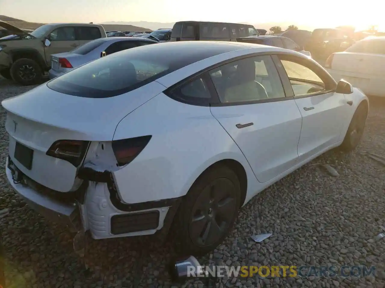 4 Photograph of a damaged car 5YJ3E1EA4MF090024 TESLA MODEL 3 2021