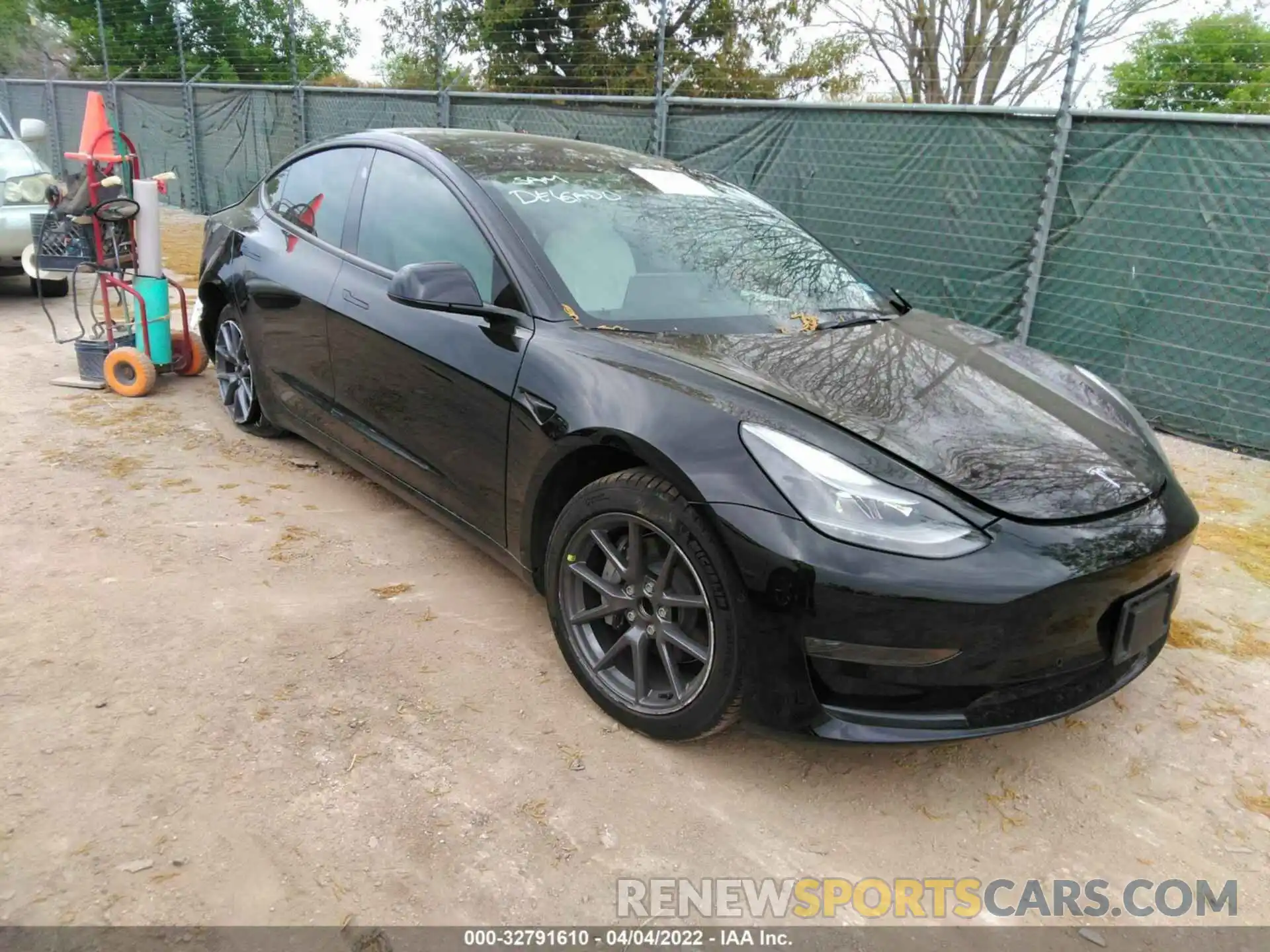 1 Photograph of a damaged car 5YJ3E1EA4MF093828 TESLA MODEL 3 2021