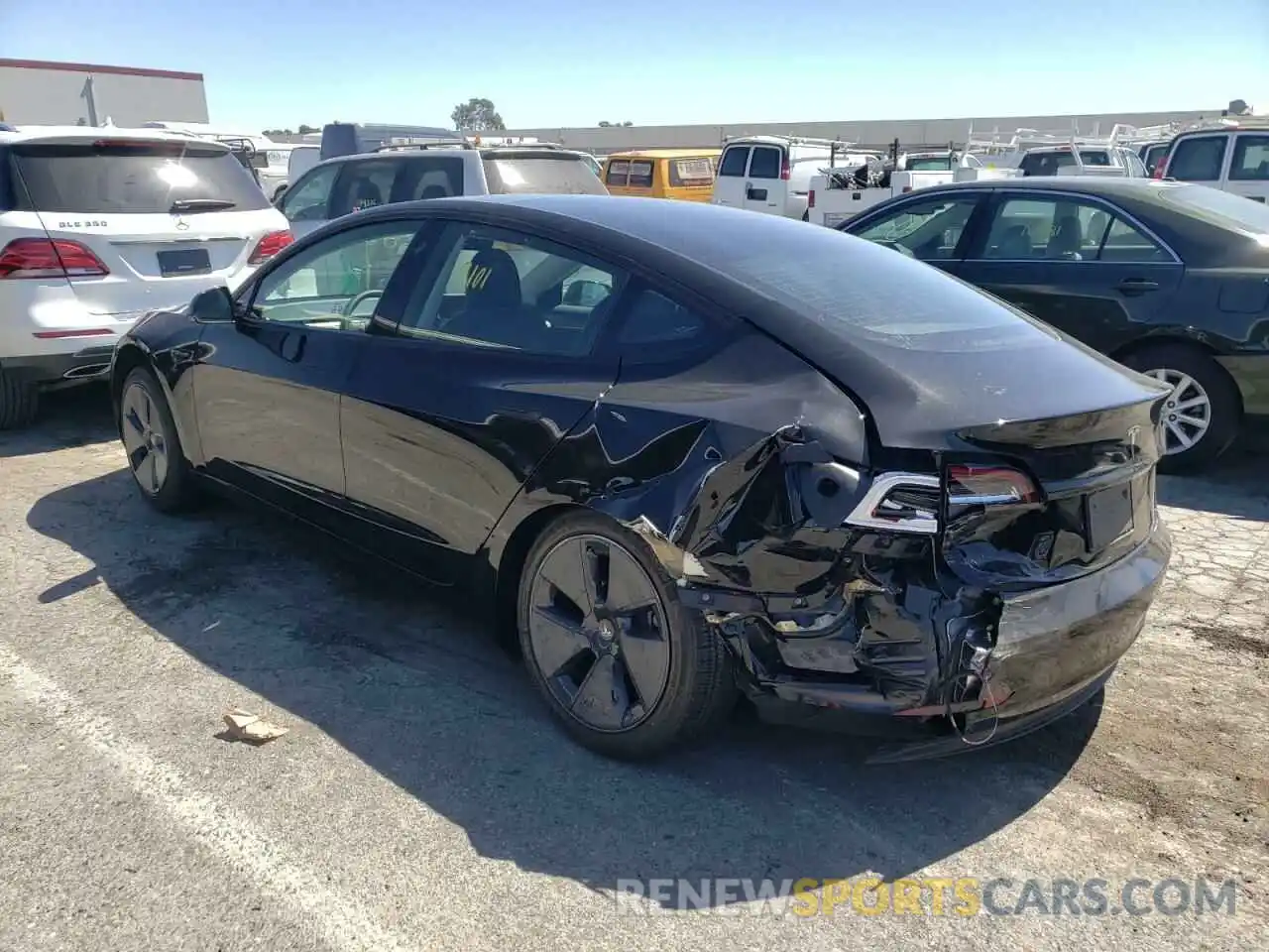 3 Photograph of a damaged car 5YJ3E1EA4MF093943 TESLA MODEL 3 2021