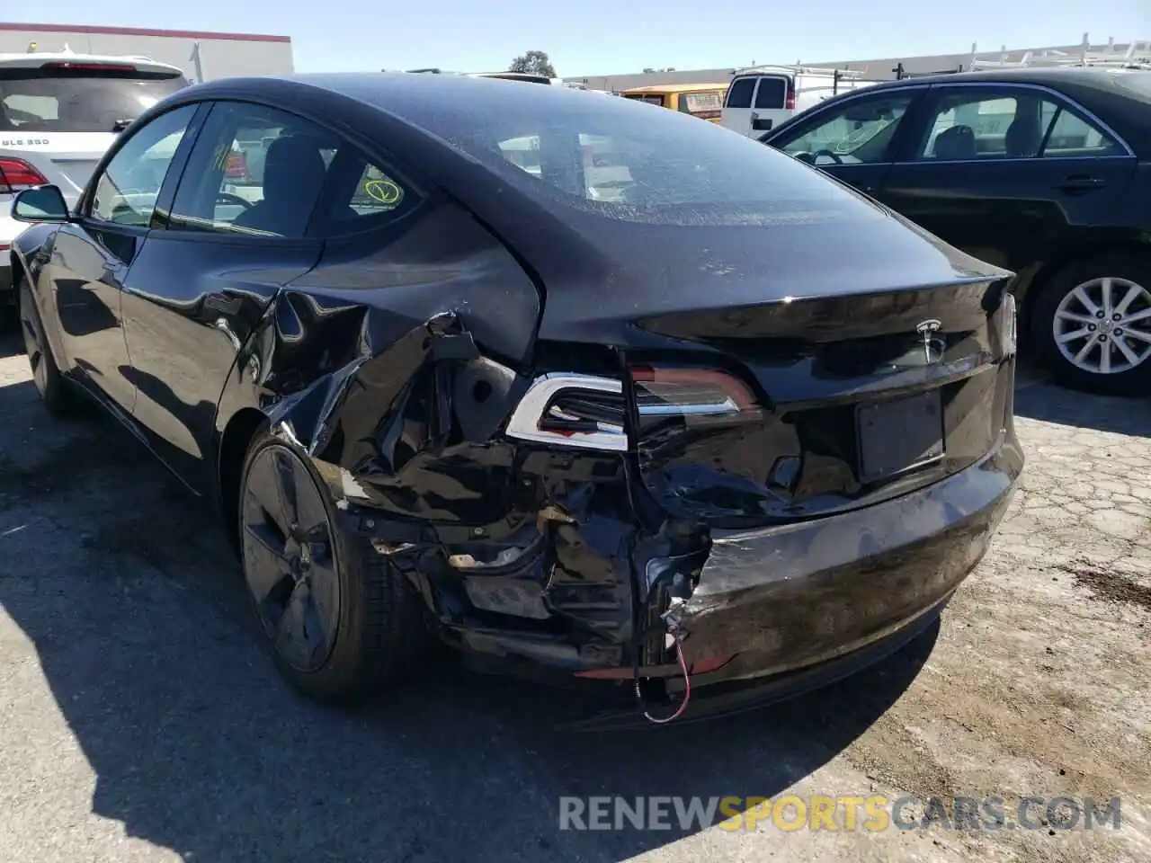 9 Photograph of a damaged car 5YJ3E1EA4MF093943 TESLA MODEL 3 2021