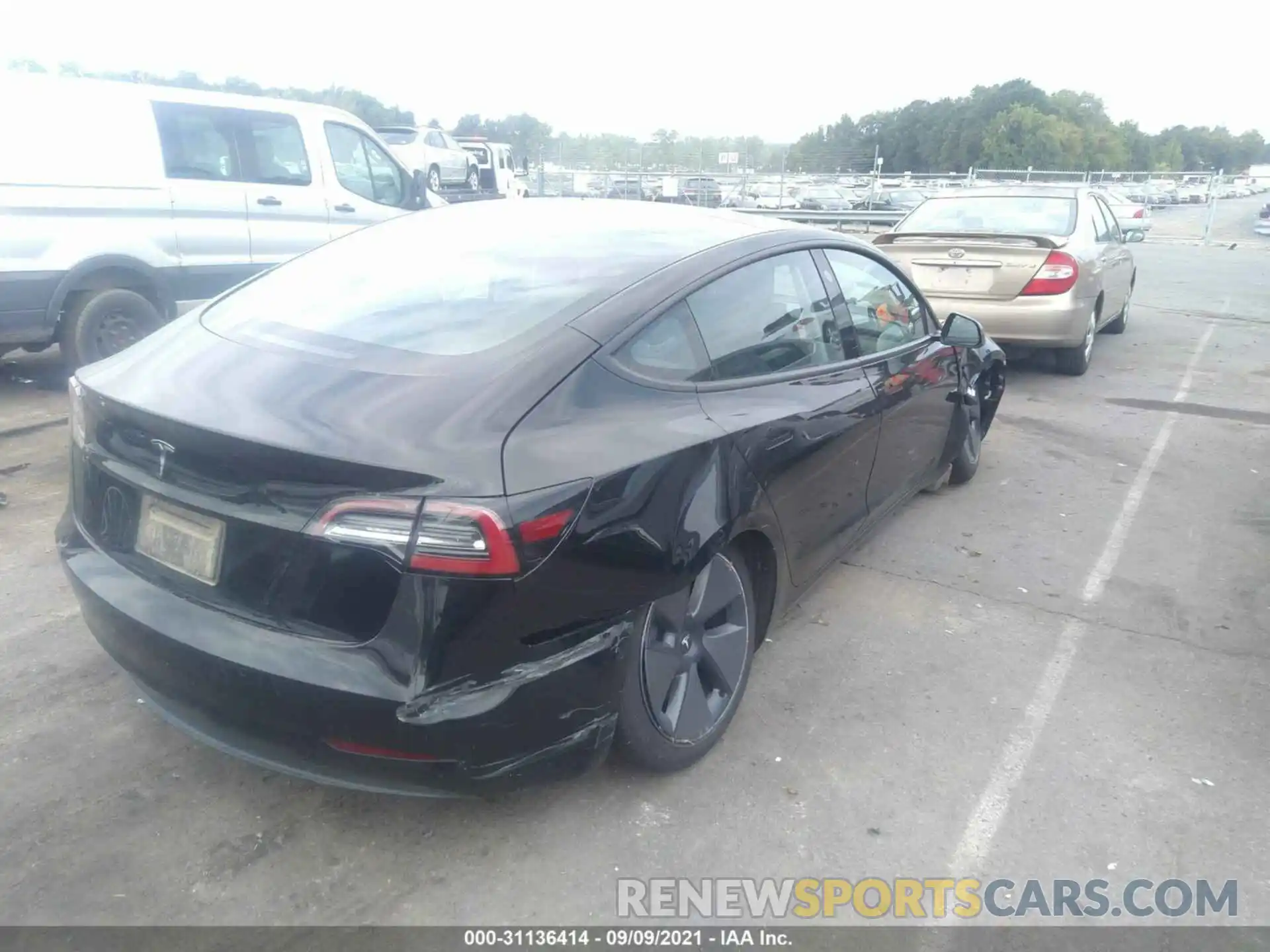 4 Photograph of a damaged car 5YJ3E1EA4MF853451 TESLA MODEL 3 2021