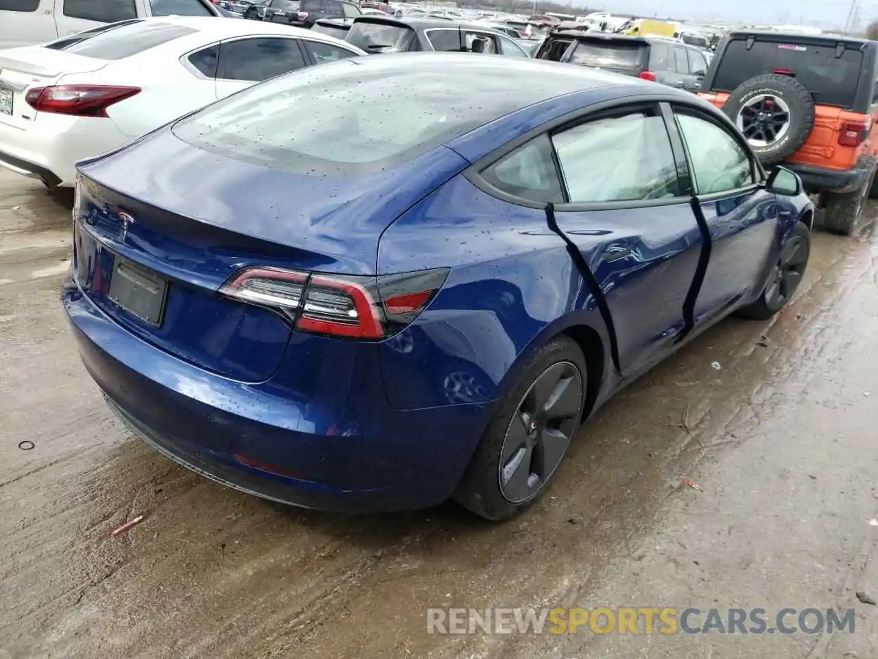 4 Photograph of a damaged car 5YJ3E1EA4MF853580 TESLA MODEL 3 2021