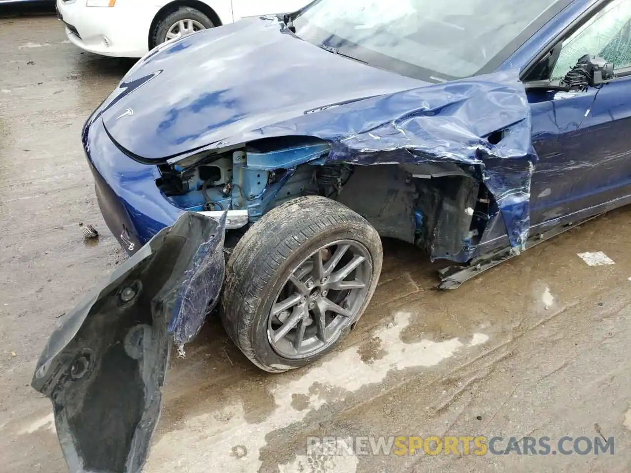 9 Photograph of a damaged car 5YJ3E1EA4MF853580 TESLA MODEL 3 2021