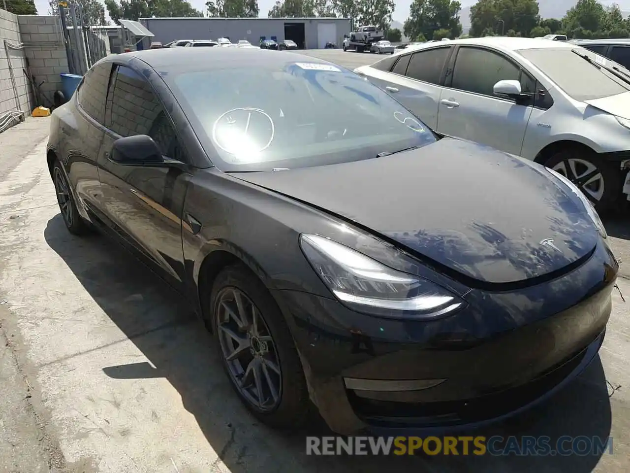 1 Photograph of a damaged car 5YJ3E1EA4MF861615 TESLA MODEL 3 2021