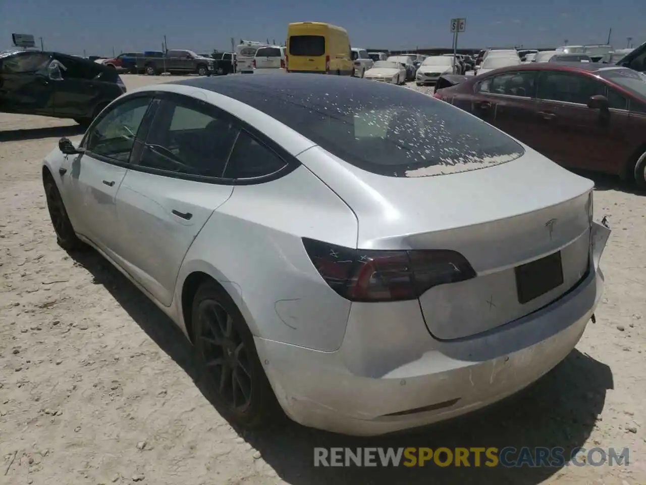 3 Photograph of a damaged car 5YJ3E1EA4MF866622 TESLA MODEL 3 2021