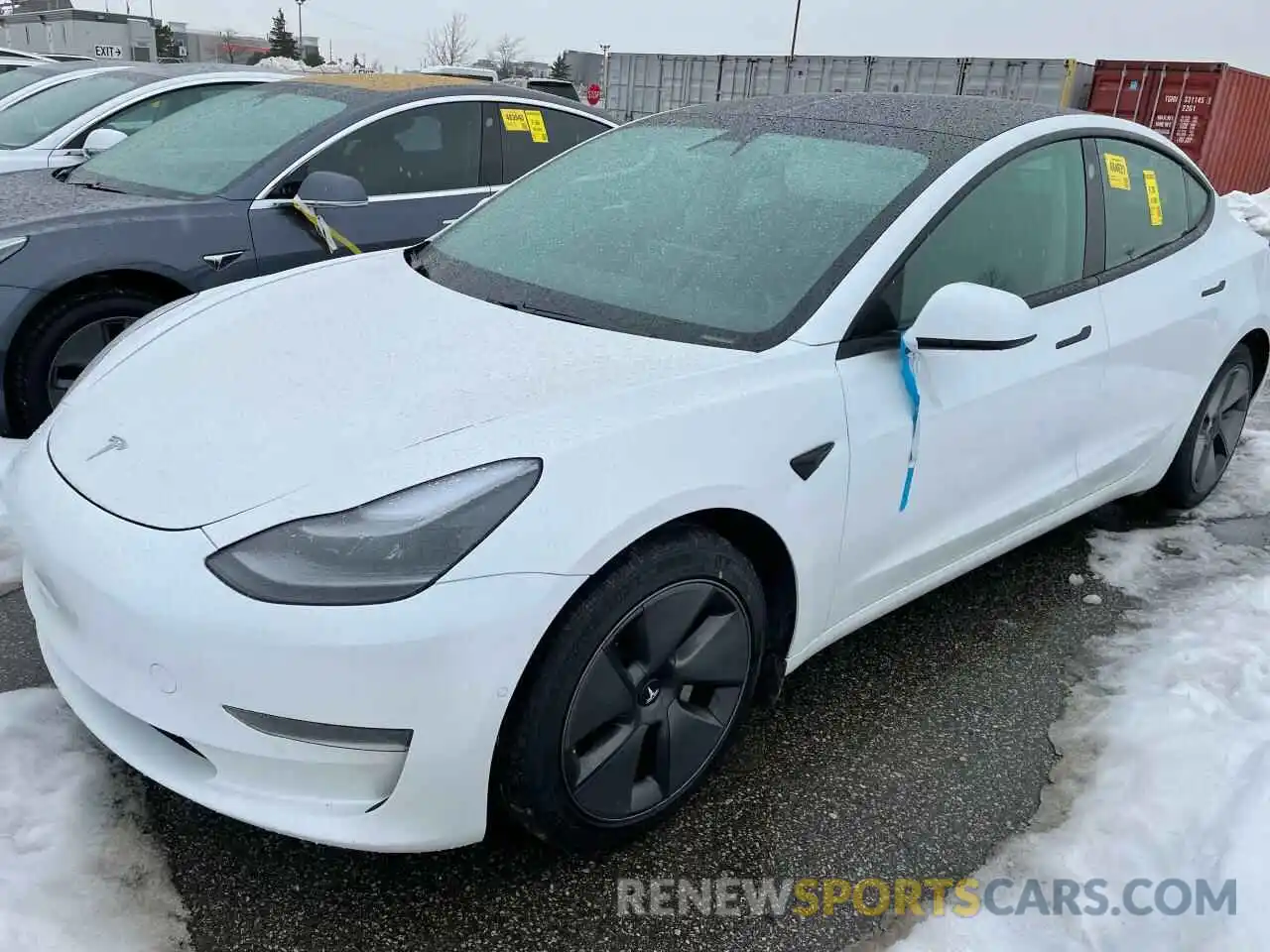 2 Photograph of a damaged car 5YJ3E1EA4MF914734 TESLA MODEL 3 2021