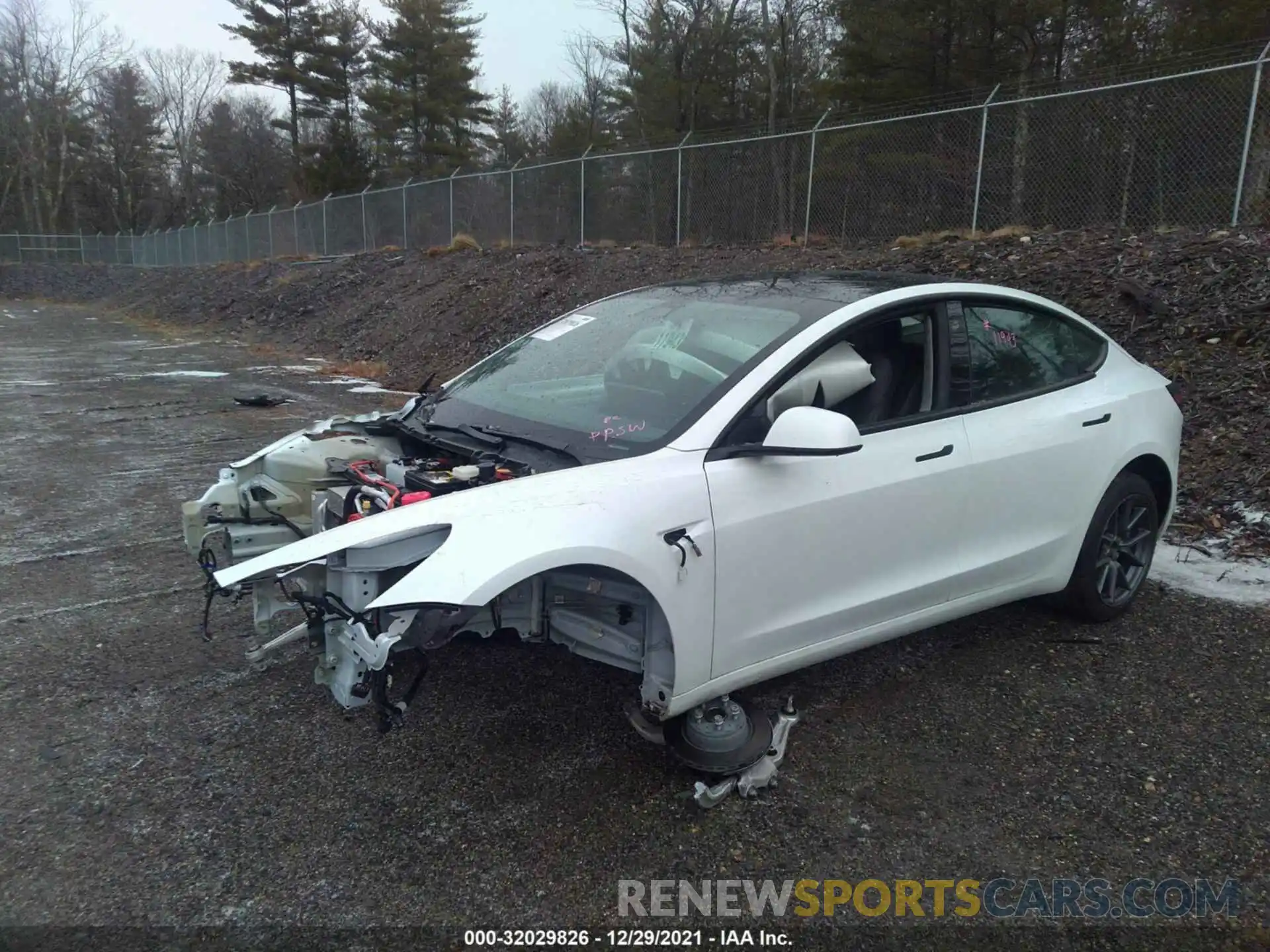 2 Photograph of a damaged car 5YJ3E1EA4MF921201 TESLA MODEL 3 2021