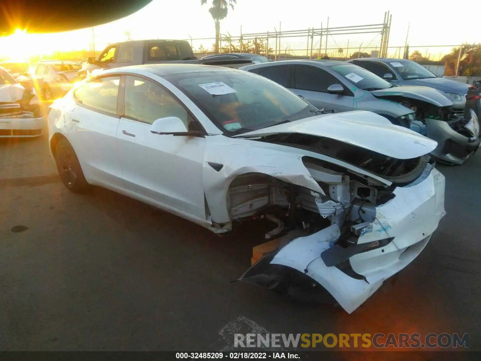 1 Photograph of a damaged car 5YJ3E1EA4MF922400 TESLA MODEL 3 2021