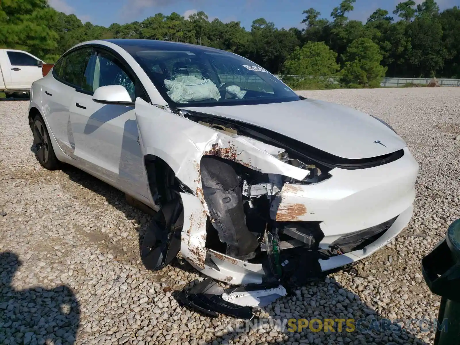 1 Photograph of a damaged car 5YJ3E1EA4MF922848 TESLA MODEL 3 2021