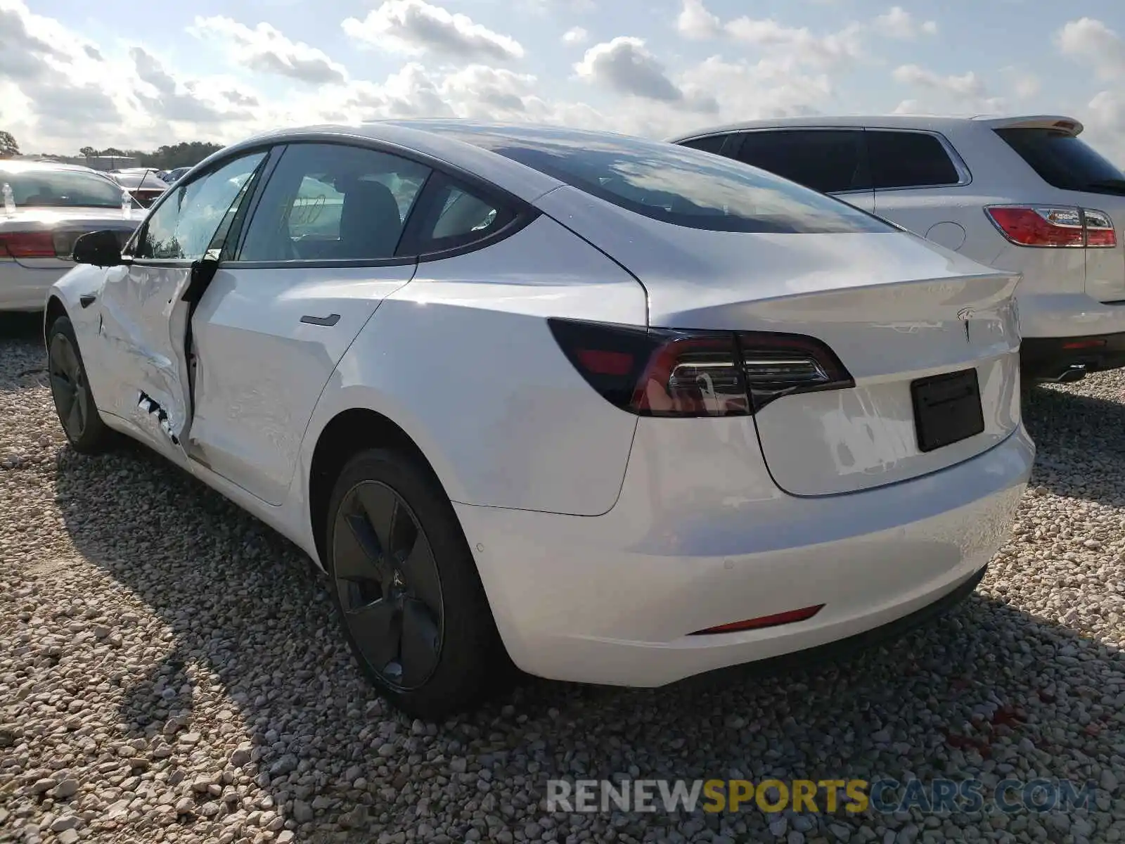 3 Photograph of a damaged car 5YJ3E1EA4MF922848 TESLA MODEL 3 2021