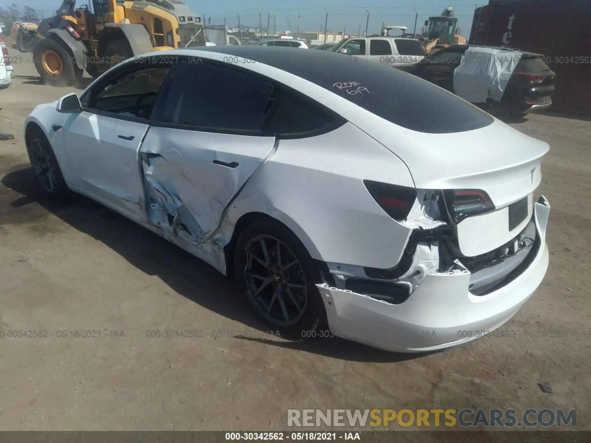 3 Photograph of a damaged car 5YJ3E1EA4MF928858 TESLA MODEL 3 2021