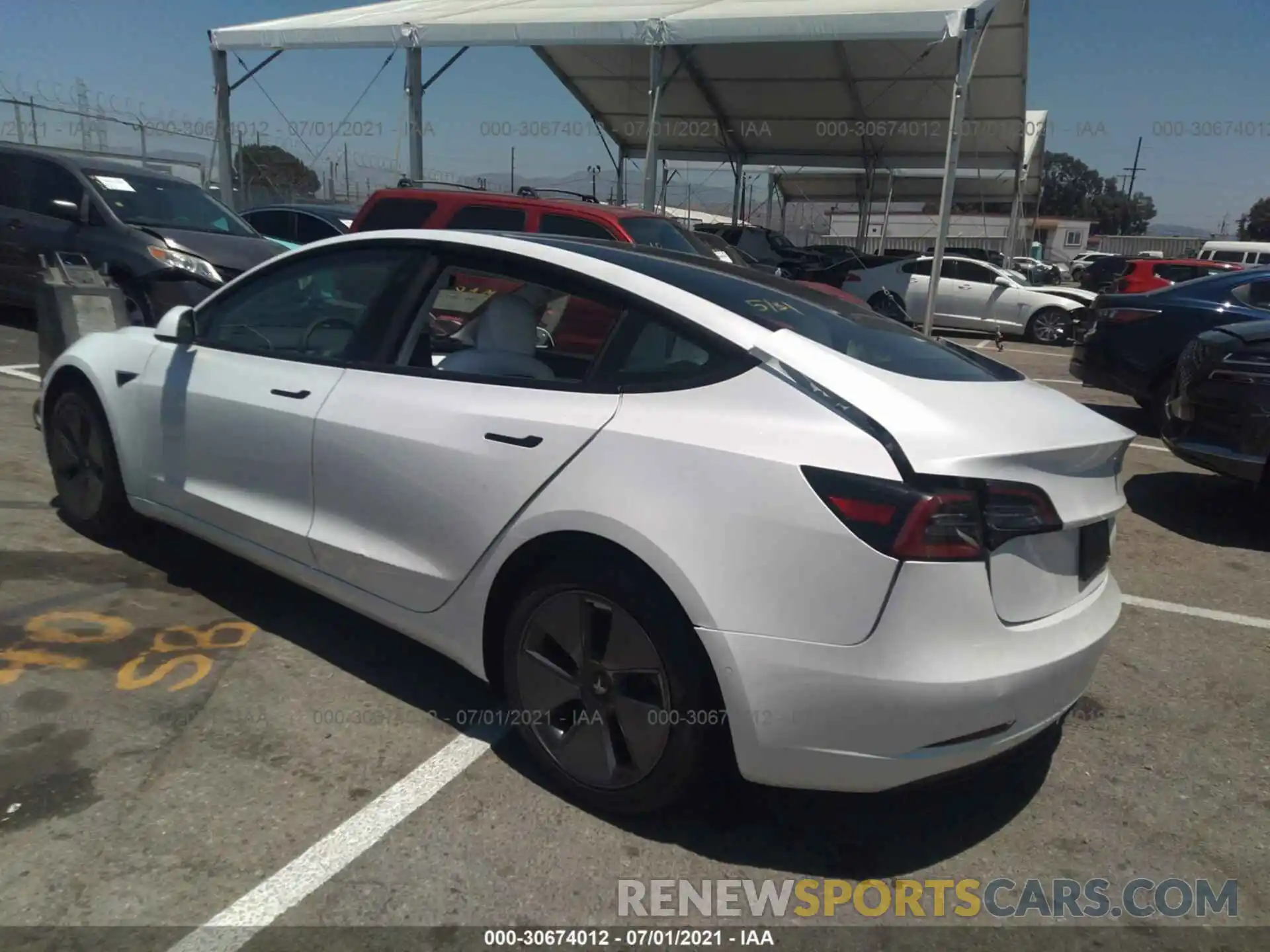 3 Photograph of a damaged car 5YJ3E1EA4MF928861 TESLA MODEL 3 2021