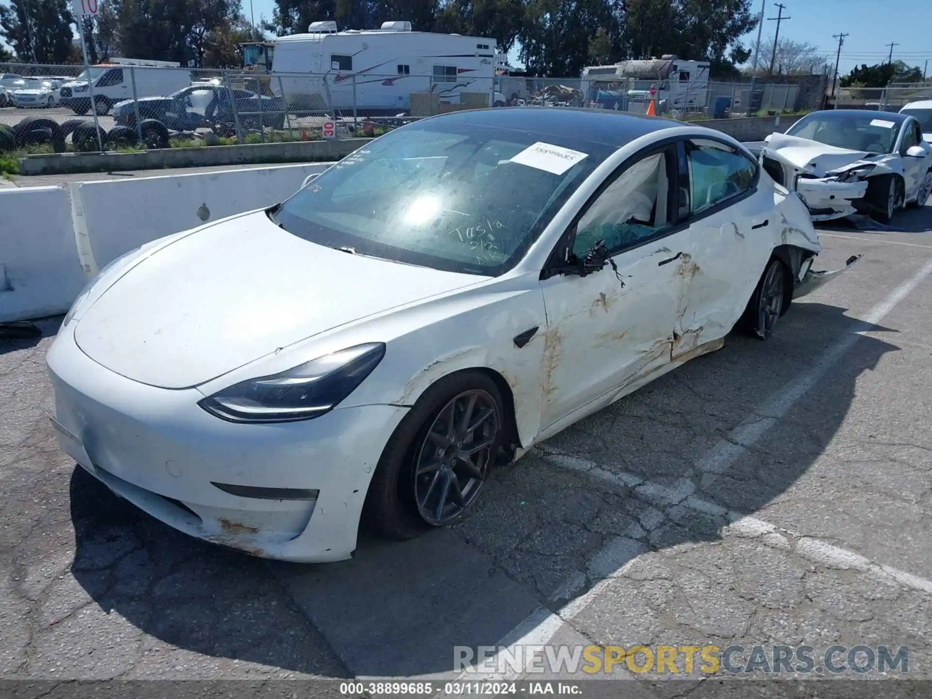 2 Photograph of a damaged car 5YJ3E1EA4MF961732 TESLA MODEL 3 2021